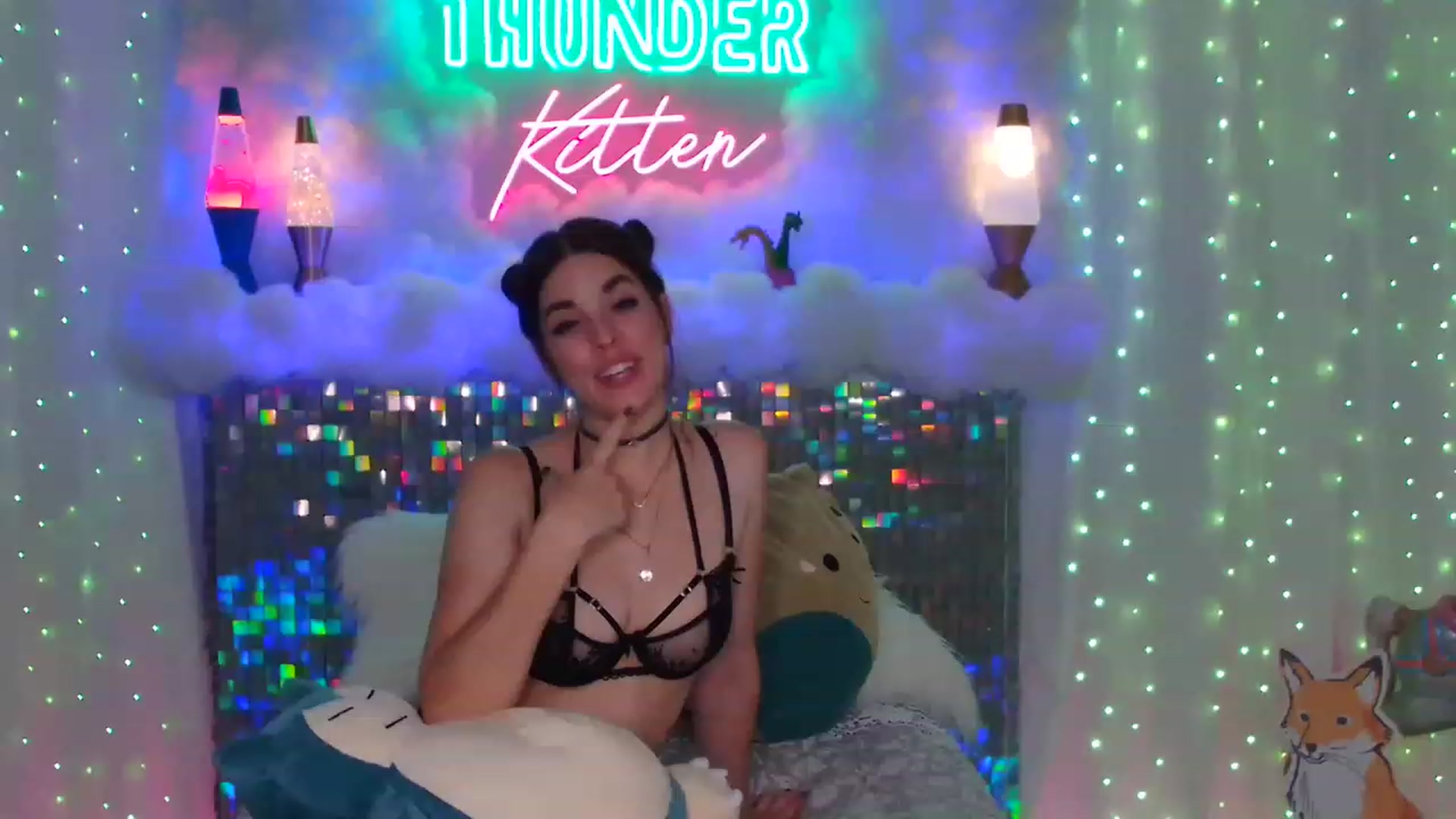 Gallery image thumbnail from ThunderKitten's myfreecams stream on, 05/18/2023, 10:05 image 8 of 20