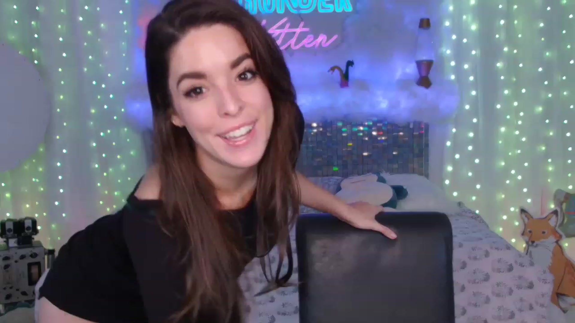 Gallery image thumbnail from ThunderKitten's myfreecams stream on, 06/13/2023, 05:49 image 2 of 20