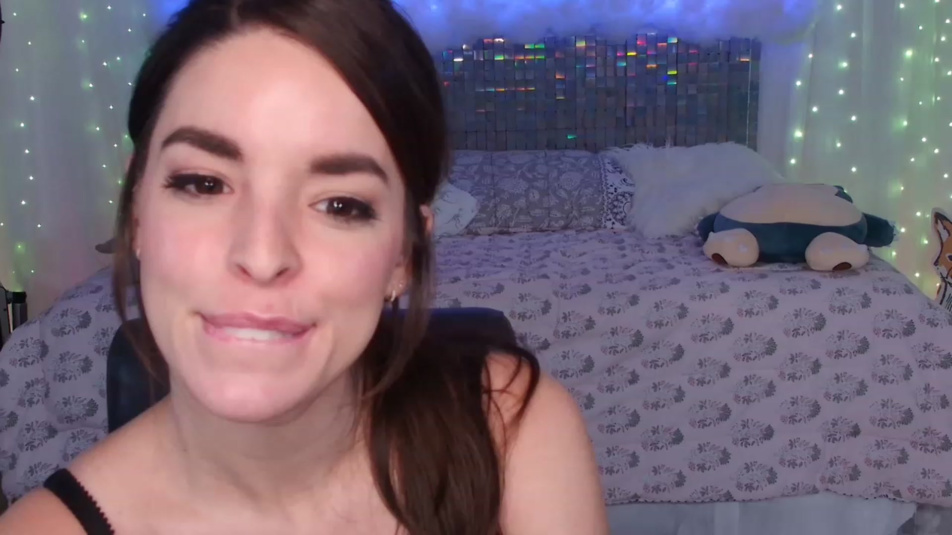 Gallery image thumbnail from ThunderKitten's myfreecams stream on, 06/15/2023, 07:22 image 3 of 20