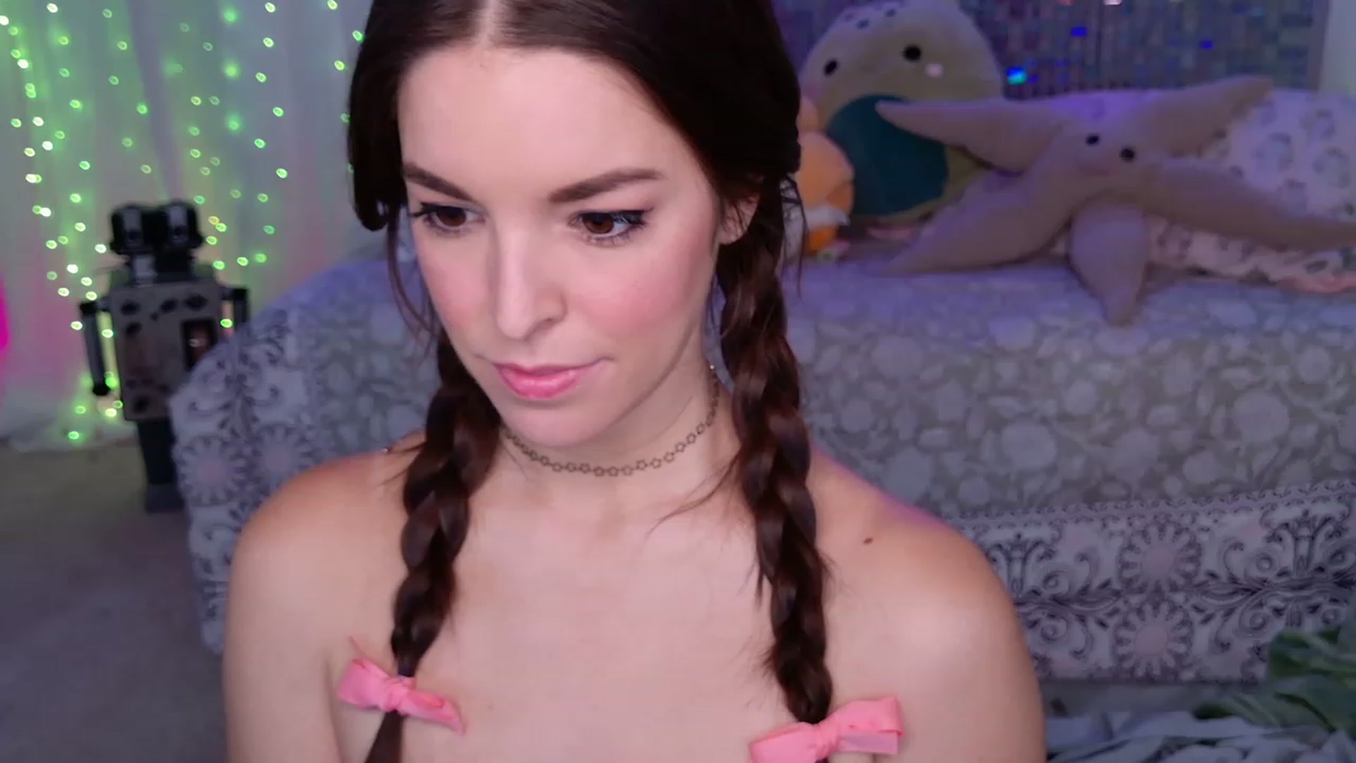 Gallery image thumbnail from ThunderKitten's myfreecams stream on, 08/08/2023, 05:47 image 12 of 20