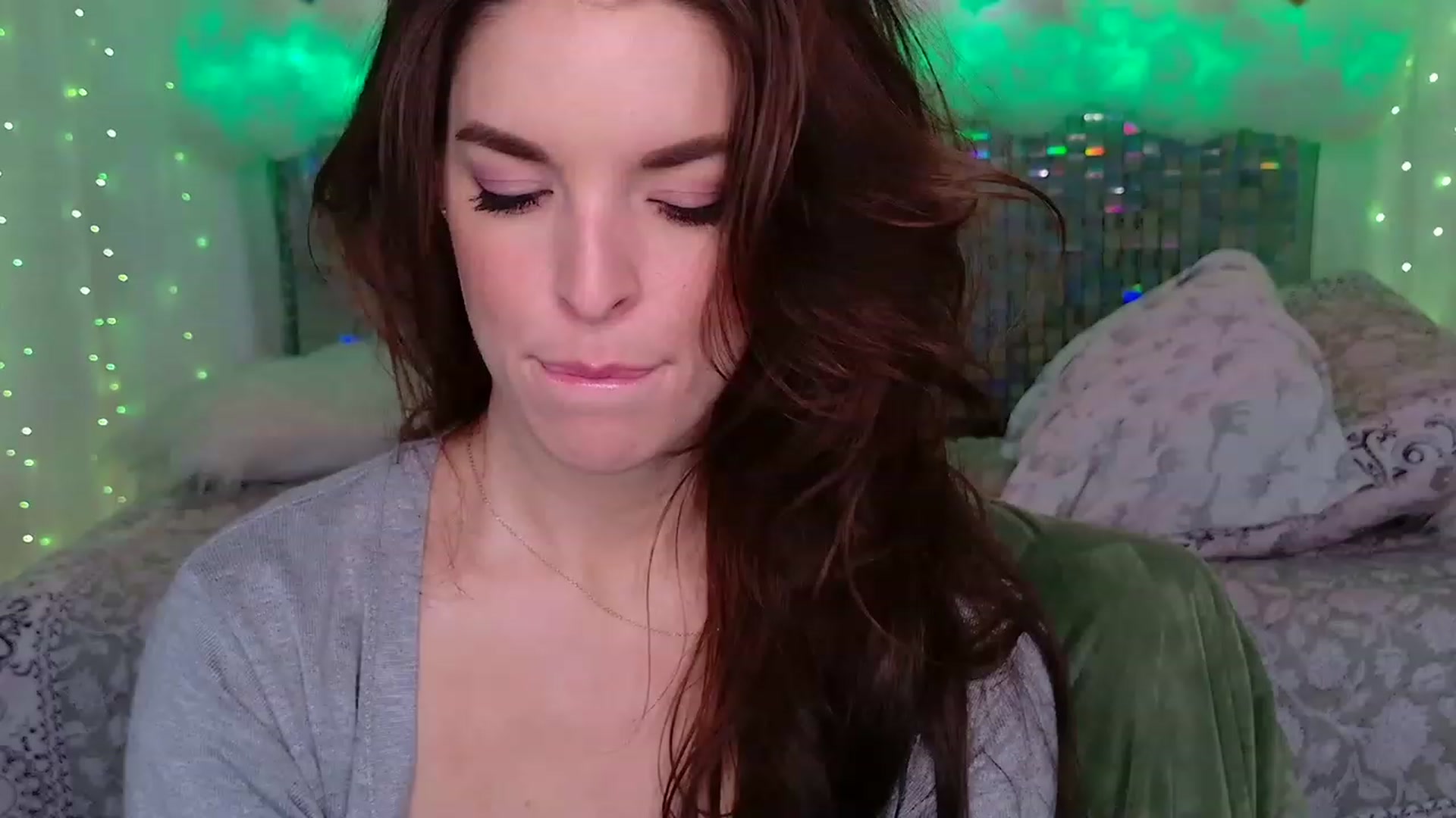 Gallery image thumbnail from ThunderKitten's myfreecams stream on, 08/24/2023, 08:47 image 3 of 20