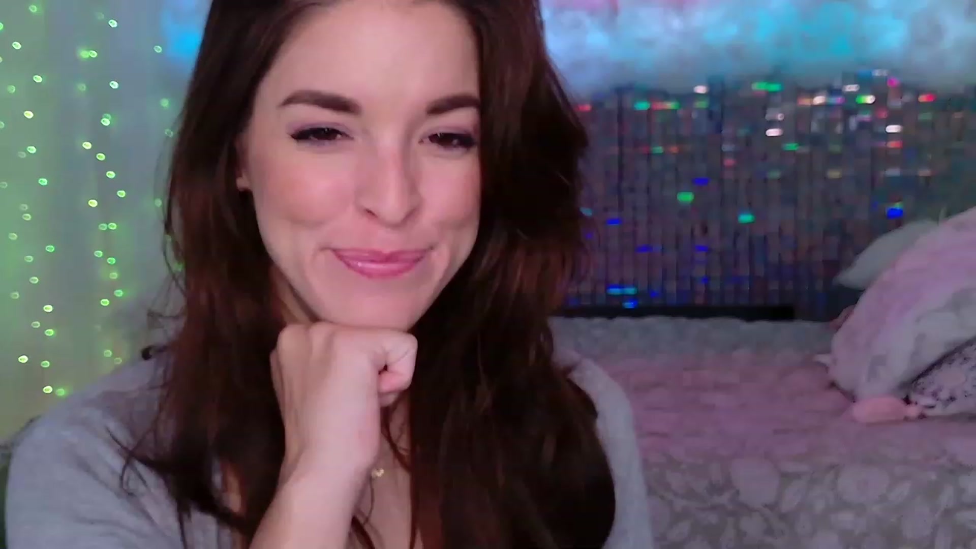 Gallery image thumbnail from ThunderKitten's myfreecams stream on, 08/24/2023, 08:47 image 1 of 20