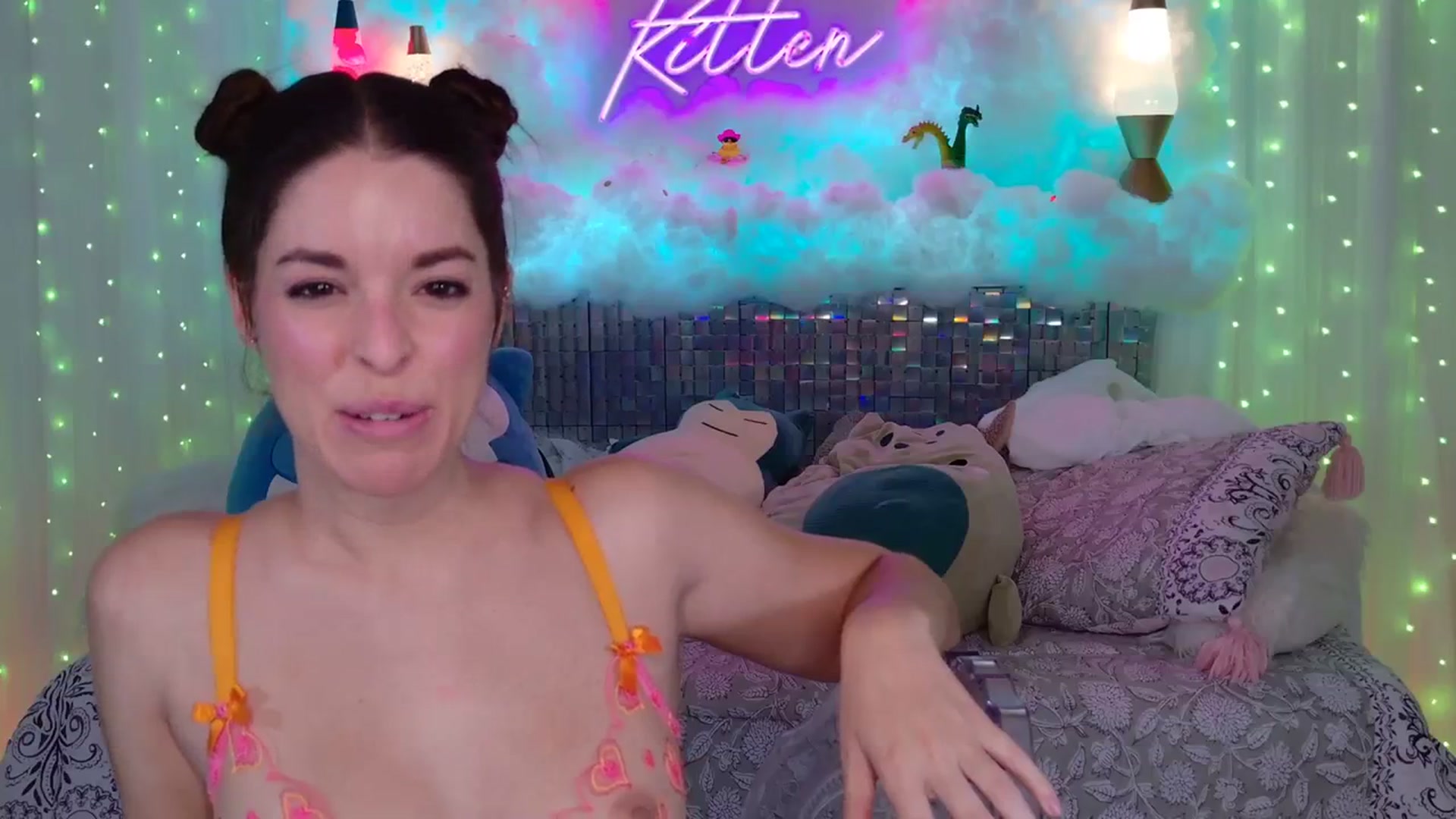 Gallery image thumbnail from ThunderKitten's myfreecams stream on, 10/05/2023, 07:20 image 20 of 20