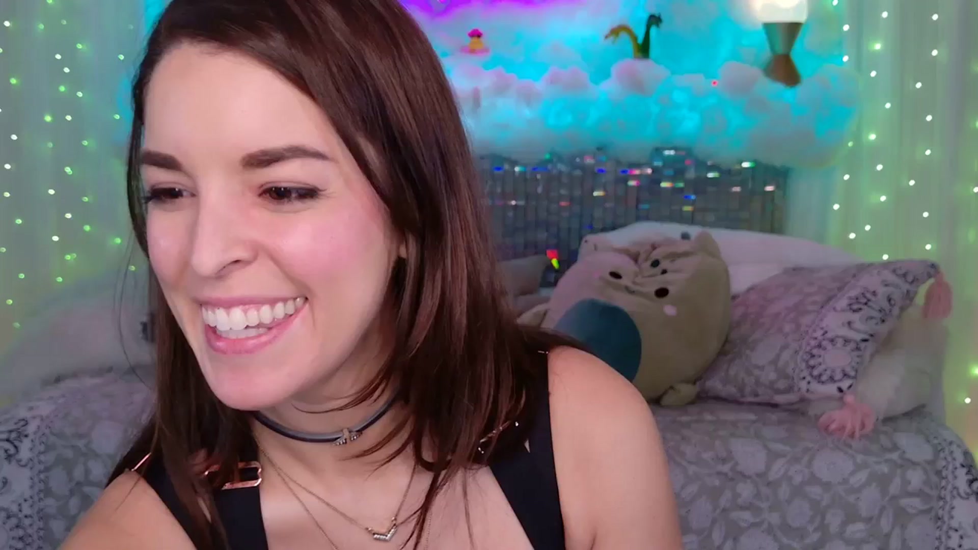 Gallery image thumbnail from ThunderKitten's myfreecams stream on, 10/07/2023, 07:56 image 14 of 20
