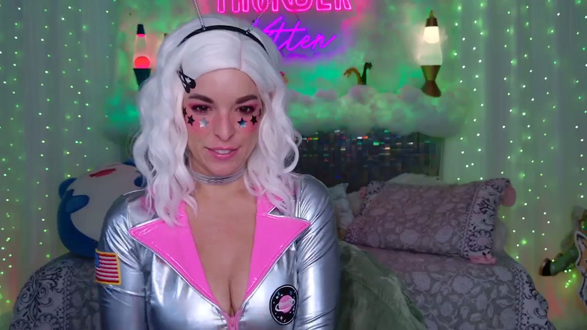 Gallery image thumbnail from ThunderKitten's myfreecams stream on, 11/02/2023, 11:09 image 3 of 20