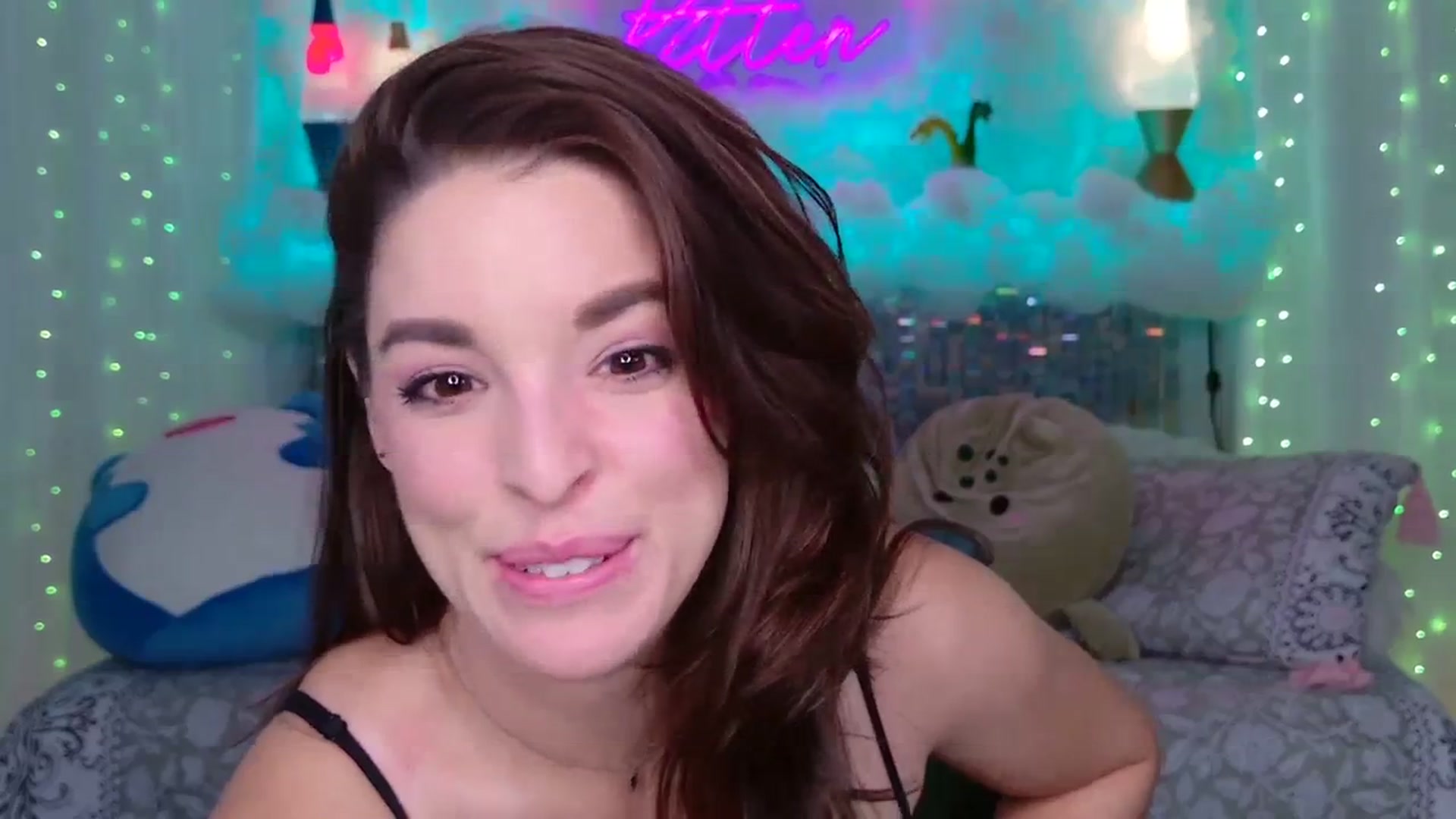 Gallery image thumbnail from ThunderKitten's myfreecams stream on, 11/07/2023, 07:53 image 15 of 20
