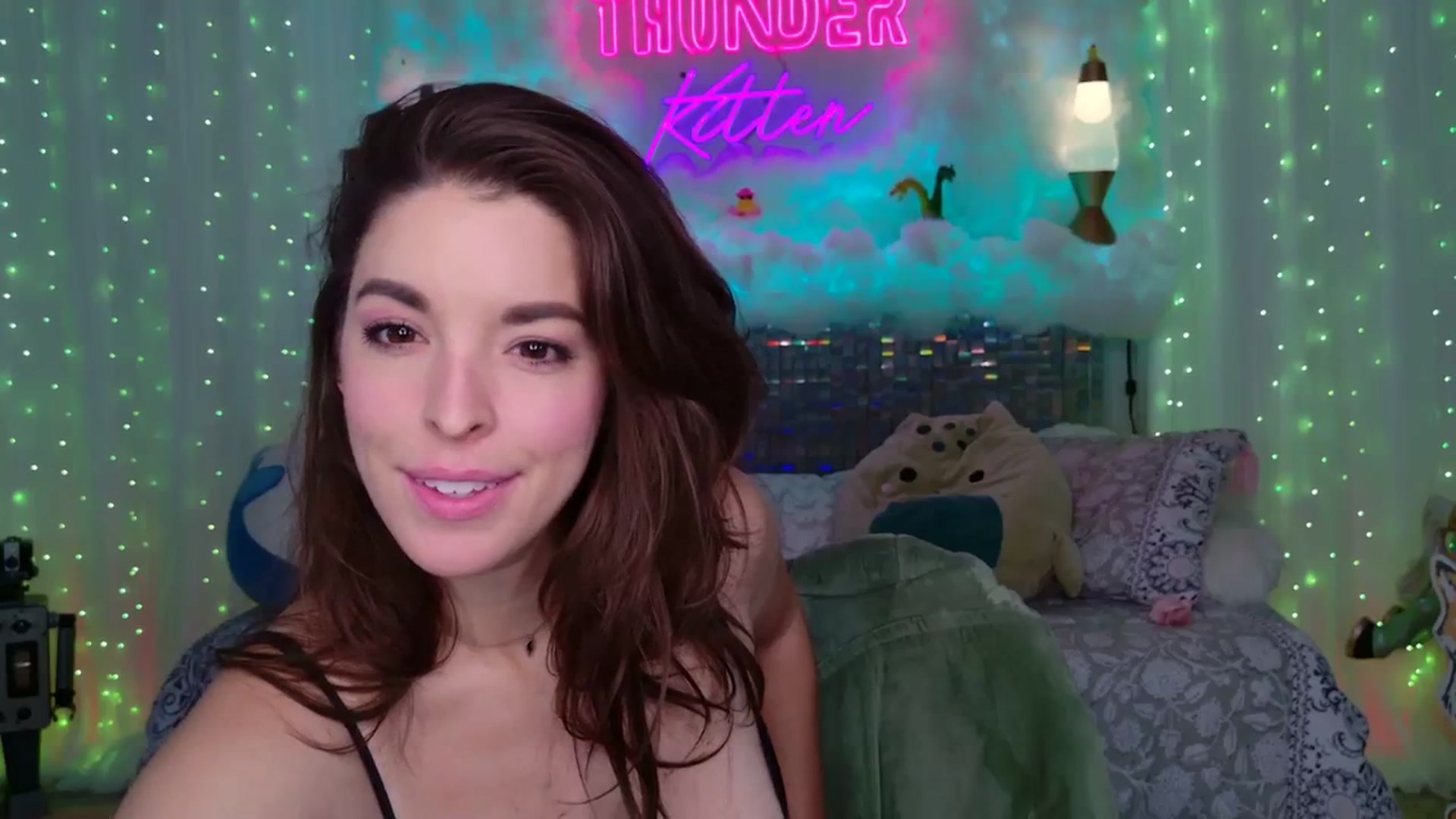 Gallery image thumbnail from ThunderKitten's myfreecams stream on, 11/07/2023, 10:29 image 8 of 20