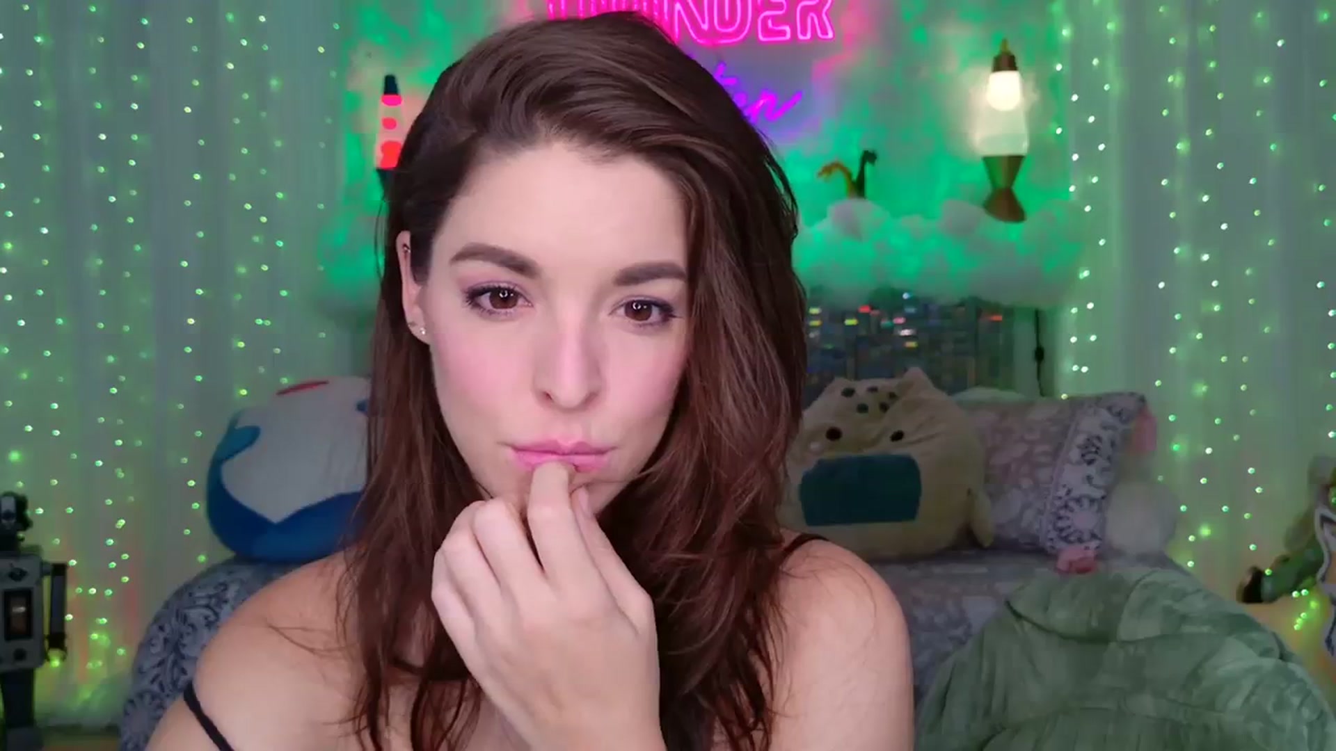 Gallery image thumbnail from ThunderKitten's myfreecams stream on, 11/07/2023, 10:29 image 15 of 20