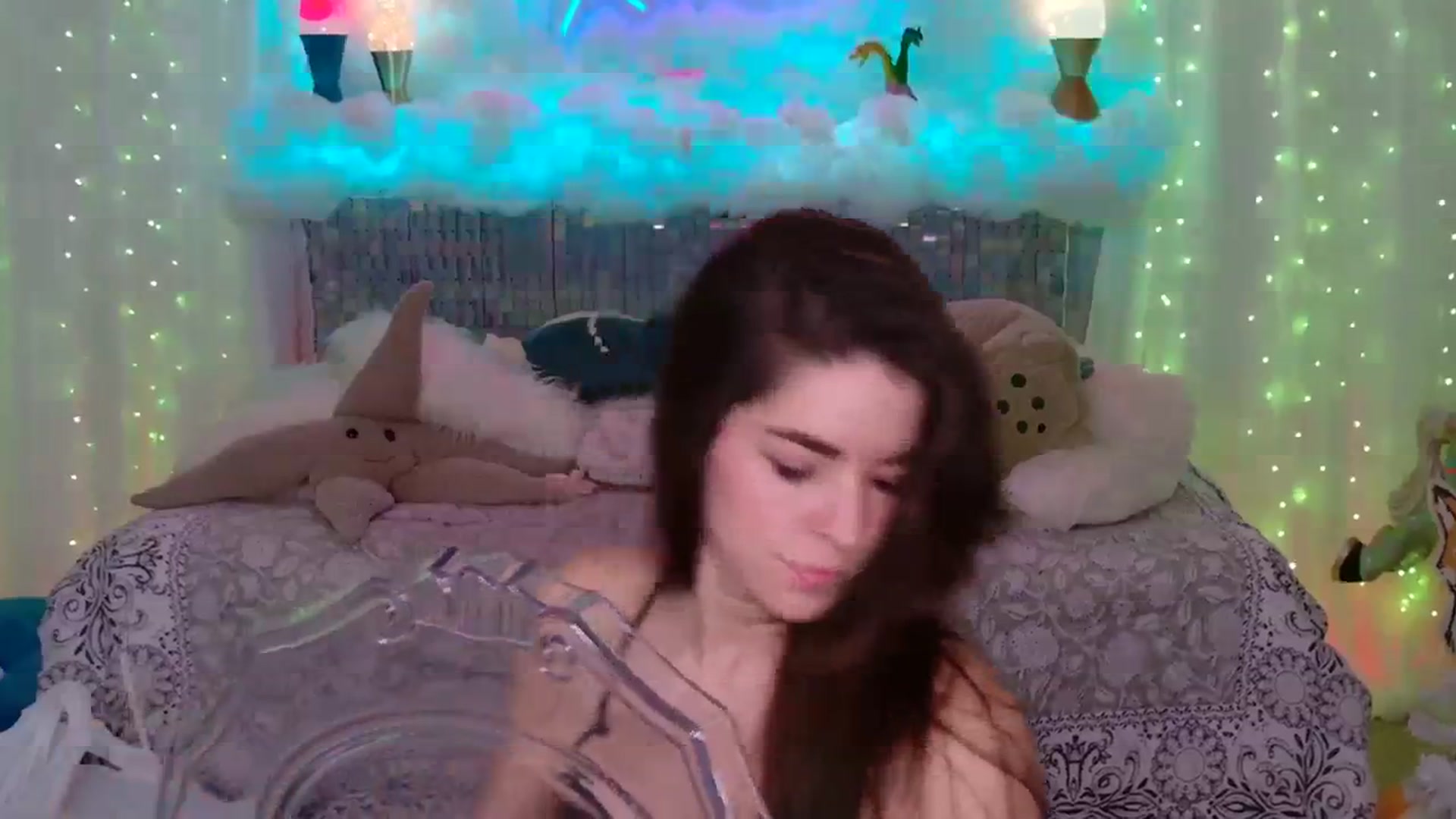 Gallery image thumbnail from ThunderKitten's myfreecams stream on, 12/10/2023, 08:19 image 5 of 20