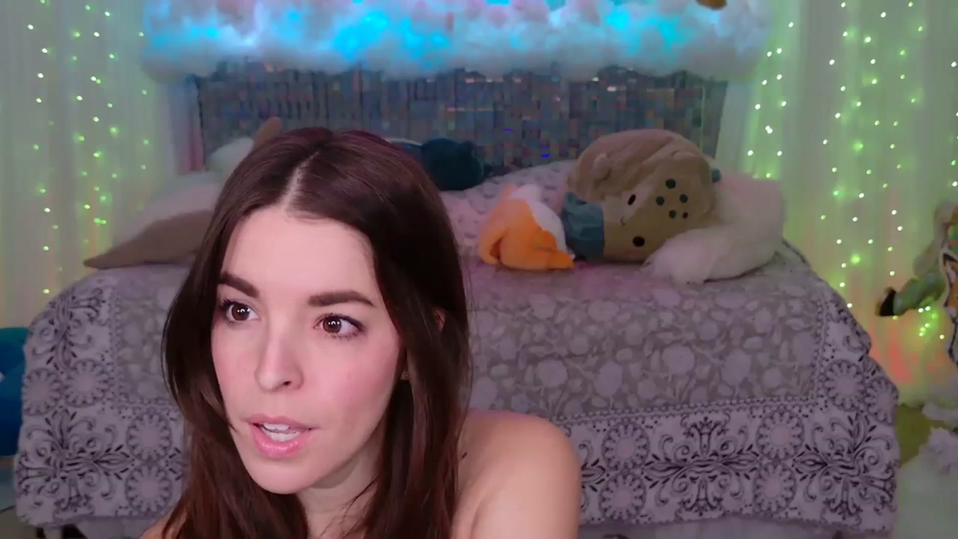 Gallery image thumbnail from ThunderKitten's myfreecams stream on, 12/10/2023, 08:19 image 10 of 20