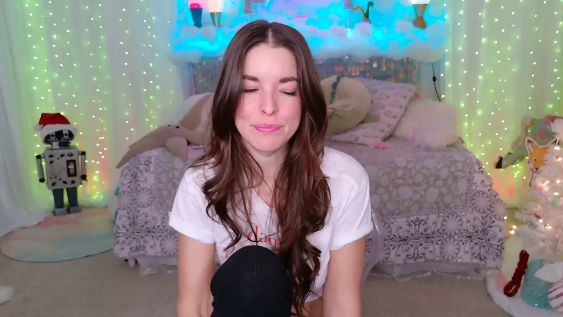 Gallery image thumbnail from ThunderKitten's myfreecams stream on, 12/14/2023, 10:18 image 1 of 20