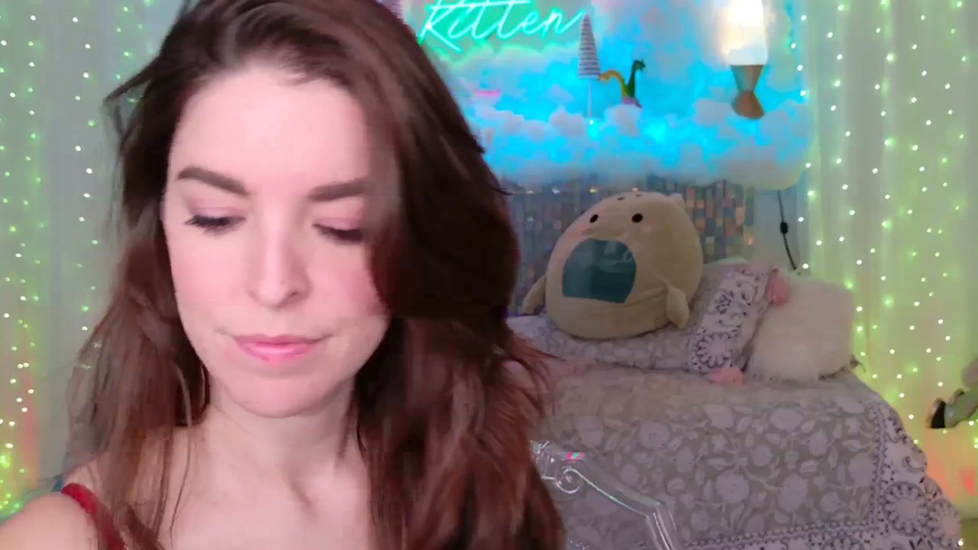 Gallery image thumbnail from ThunderKitten's myfreecams stream on, 12/19/2023, 09:44 image 16 of 20