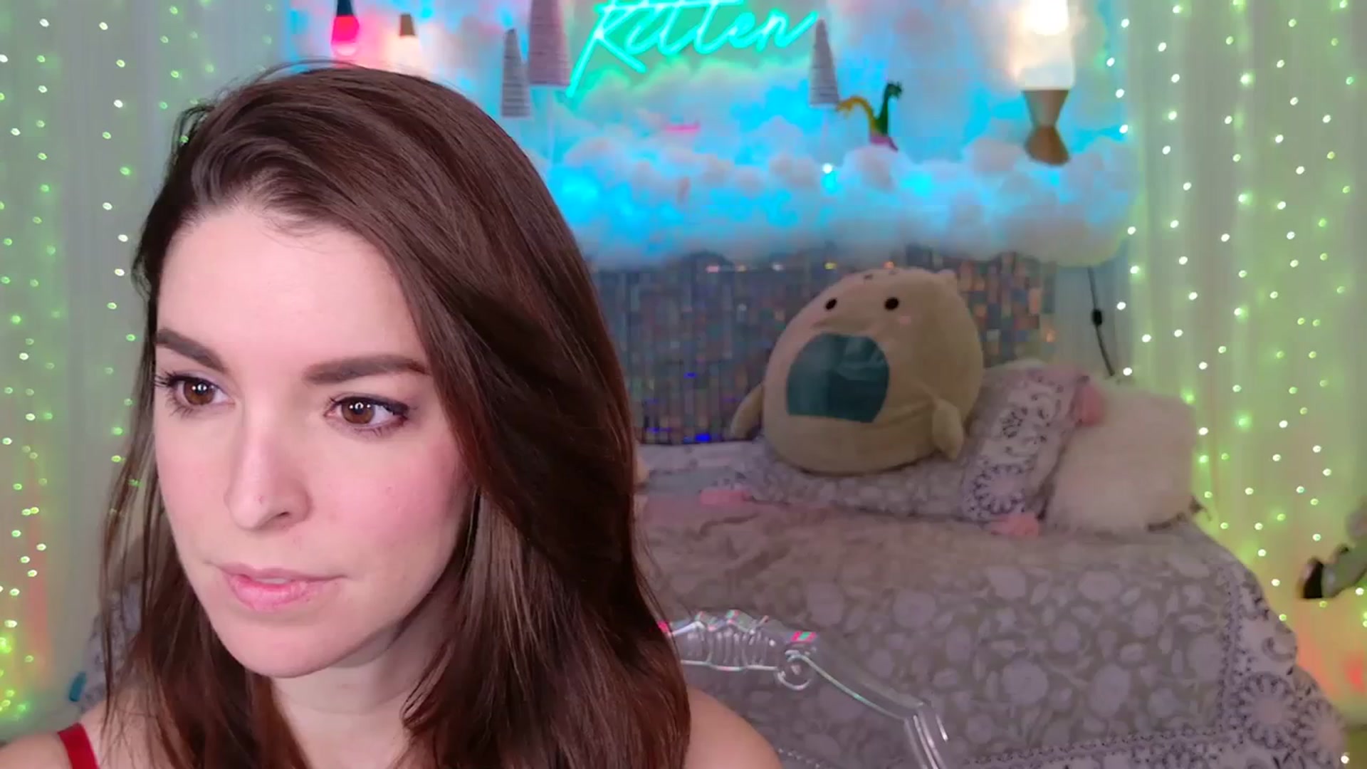 Gallery image thumbnail from ThunderKitten's myfreecams stream on, 12/19/2023, 09:44 image 19 of 20
