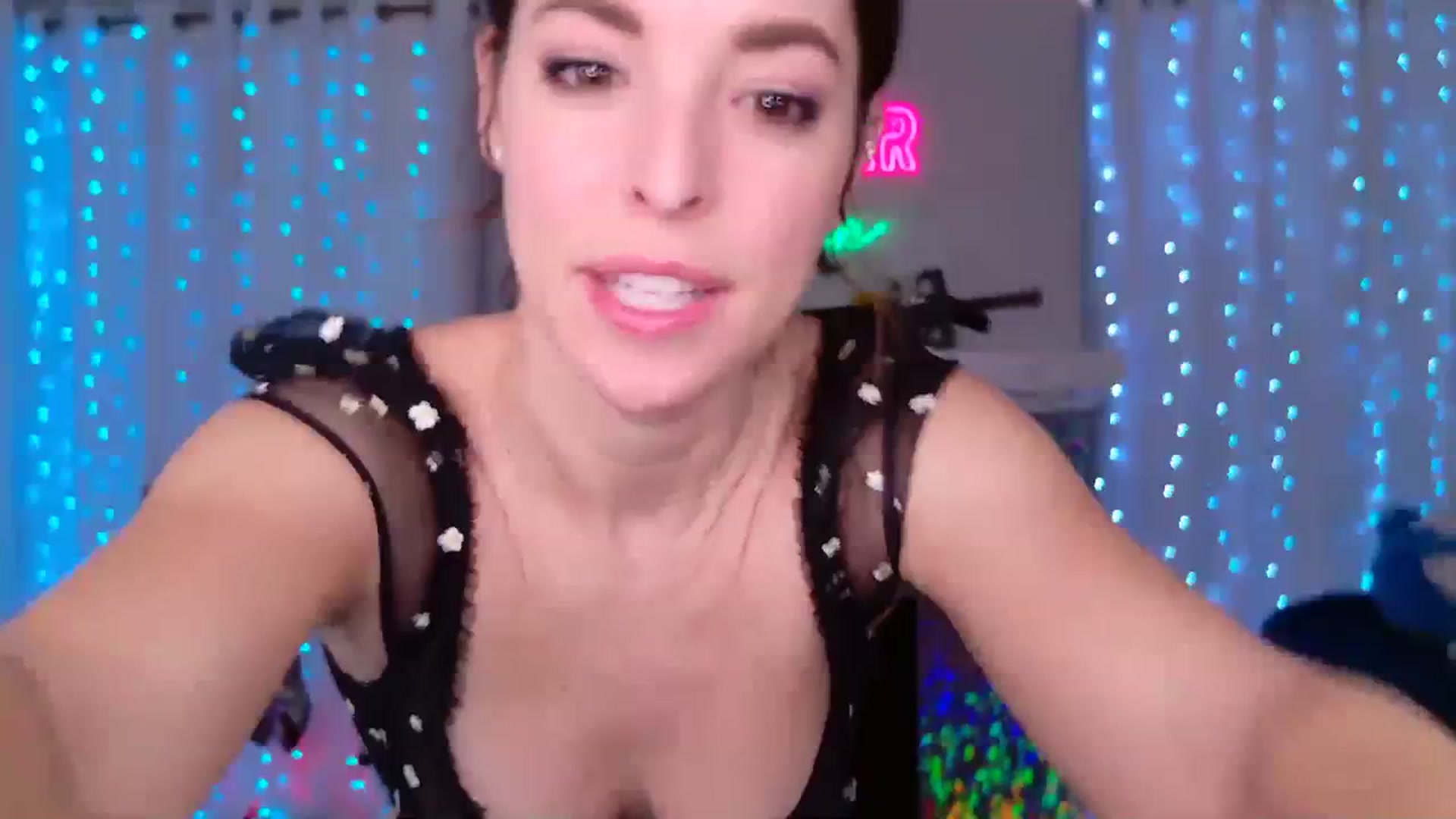 Gallery image thumbnail from ThunderKitten's myfreecams stream on, 01/23/2024, 07:57 image 1 of 20
