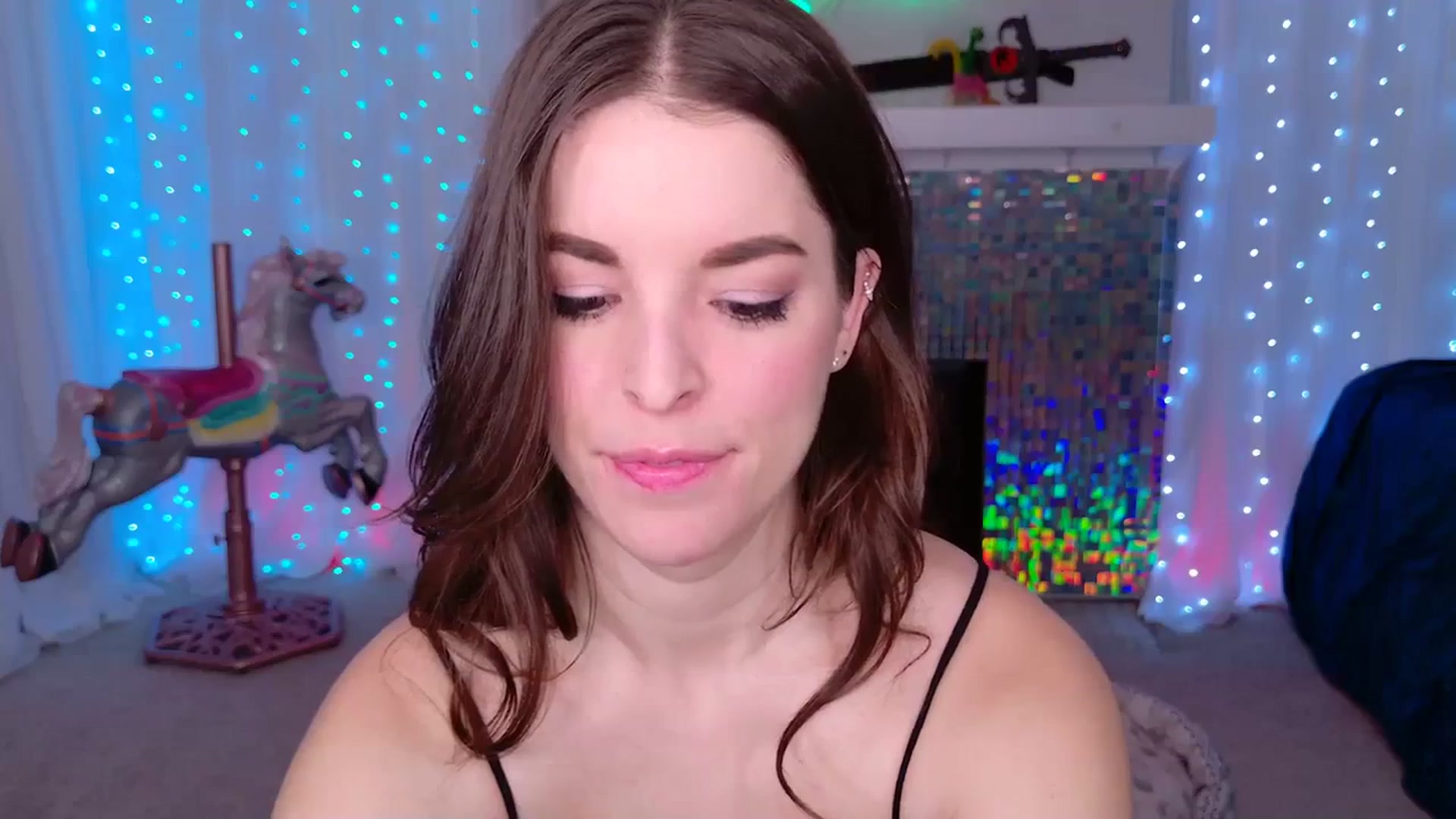 Gallery image thumbnail from ThunderKitten's myfreecams stream on, 01/27/2024, 07:43 image 13 of 20