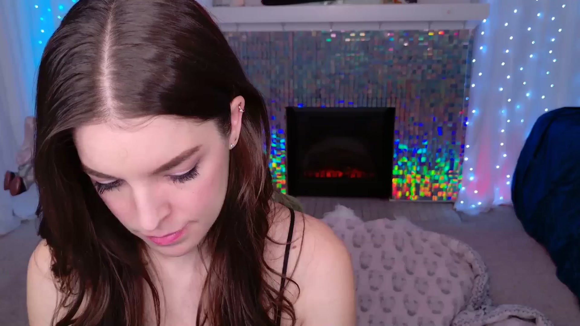 Gallery image thumbnail from ThunderKitten's myfreecams stream on, 01/27/2024, 07:43 image 10 of 20
