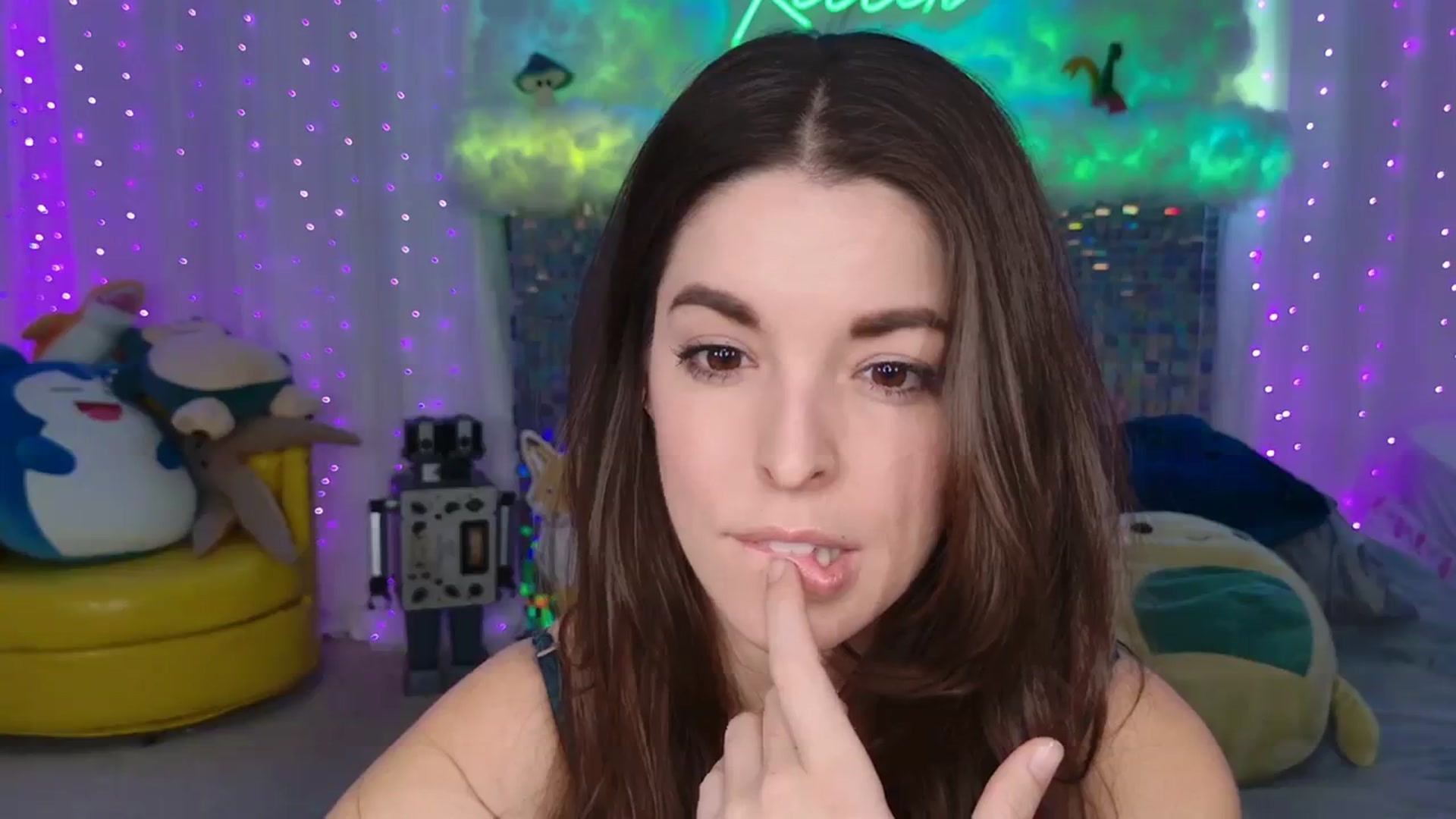 Gallery image thumbnail from ThunderKitten's myfreecams stream on, 03/23/2024, 06:33 image 18 of 20