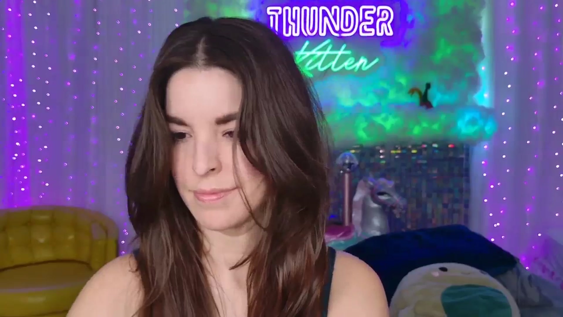 Gallery image thumbnail from ThunderKitten's myfreecams stream on, 03/23/2024, 06:33 image 3 of 20