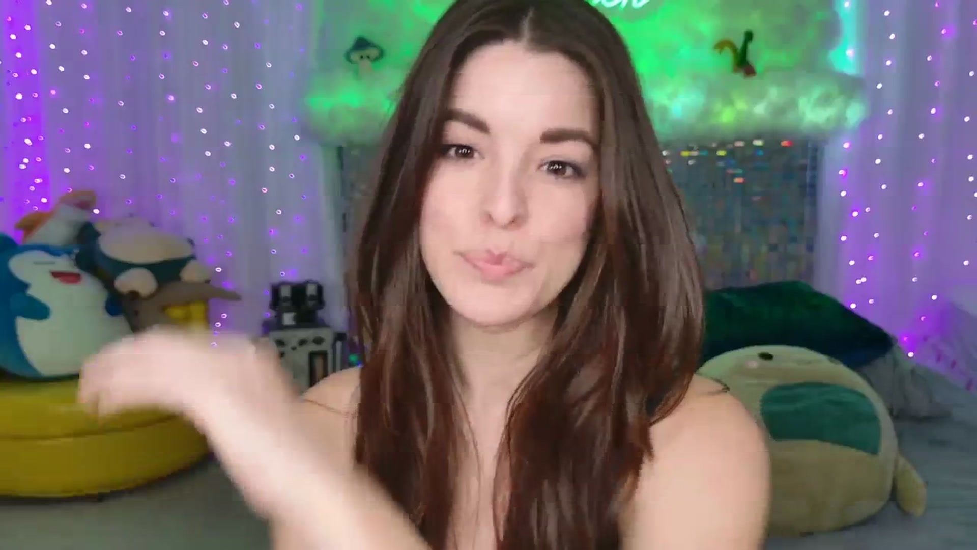Gallery image thumbnail from ThunderKitten's myfreecams stream on, 03/23/2024, 06:33 image 13 of 20