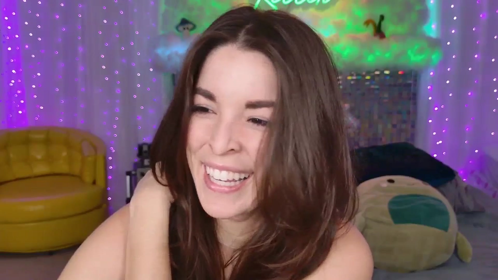 Gallery image thumbnail from ThunderKitten's myfreecams stream on, 03/23/2024, 06:33 image 8 of 20