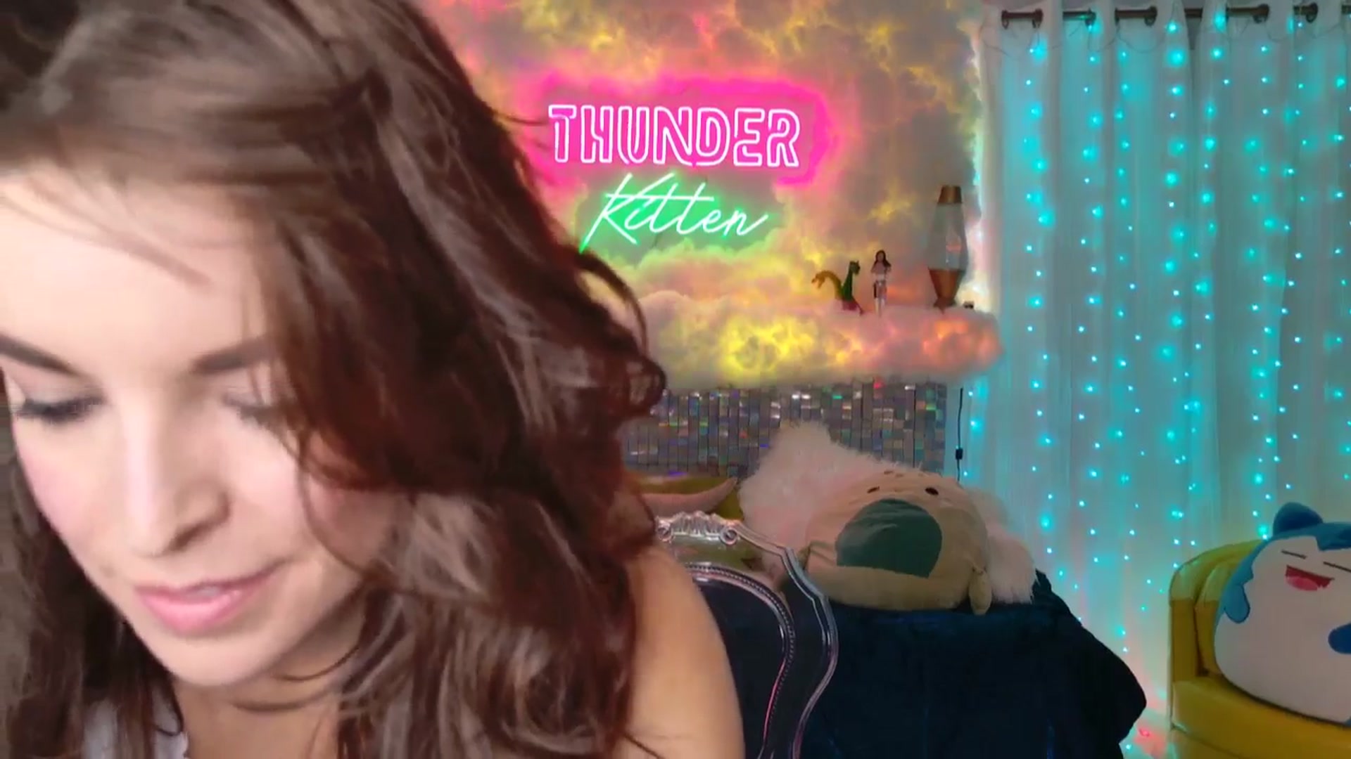 Gallery image thumbnail from ThunderKitten's myfreecams stream on, 05/14/2024, 03:57 image 17 of 20