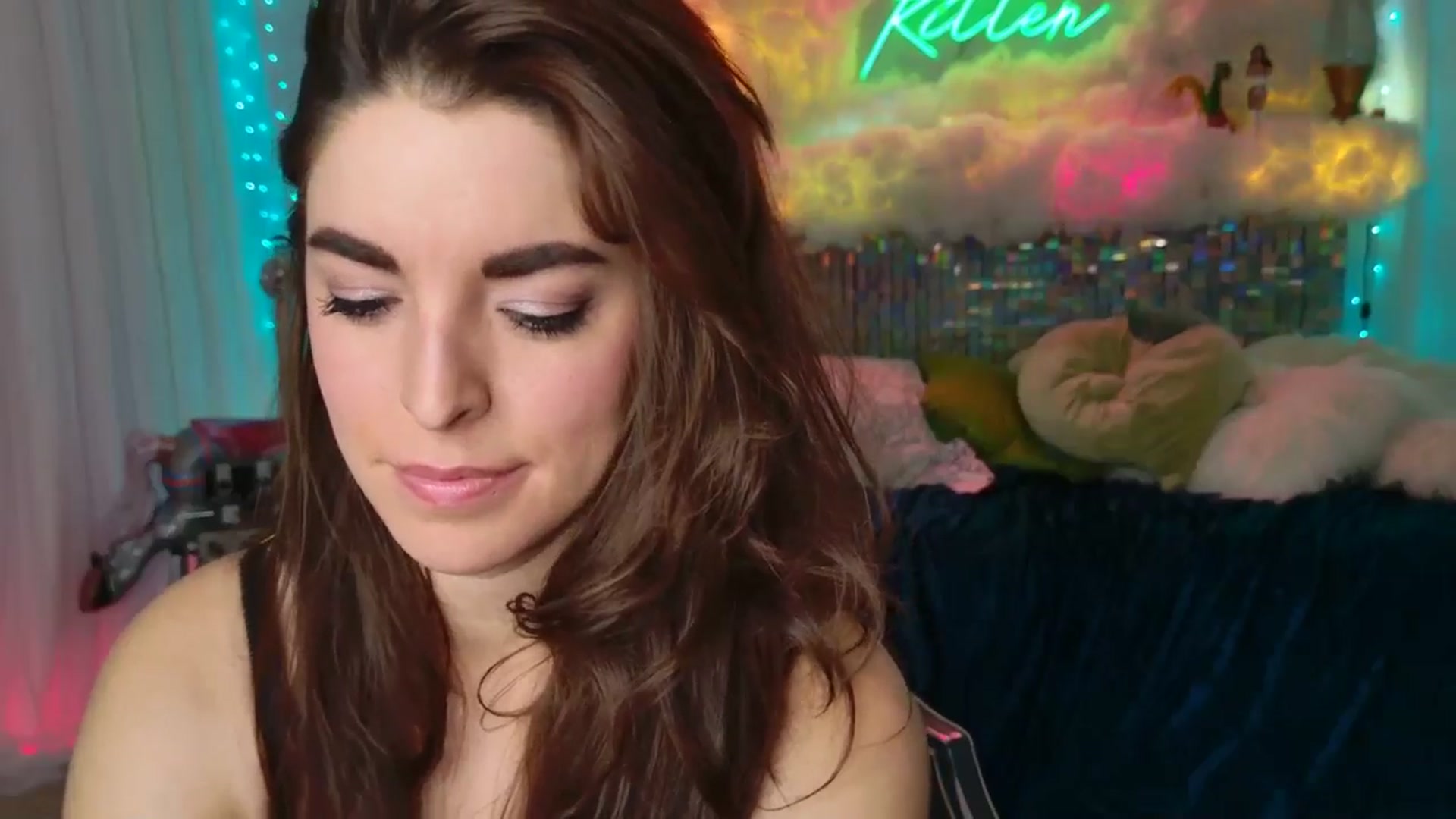 Gallery image thumbnail from ThunderKitten's myfreecams stream on, 05/21/2024, 09:05 image 2 of 20