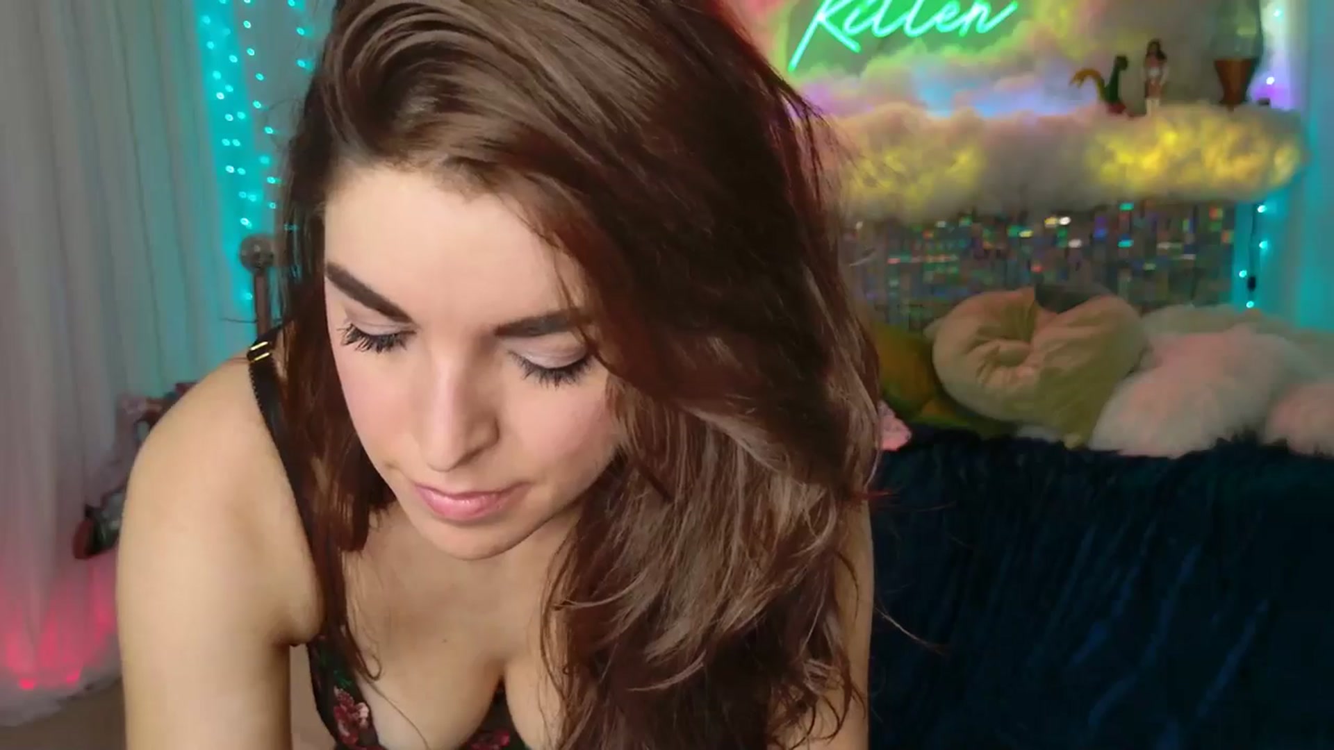 Gallery image thumbnail from ThunderKitten's myfreecams stream on, 05/21/2024, 09:05 image 13 of 20