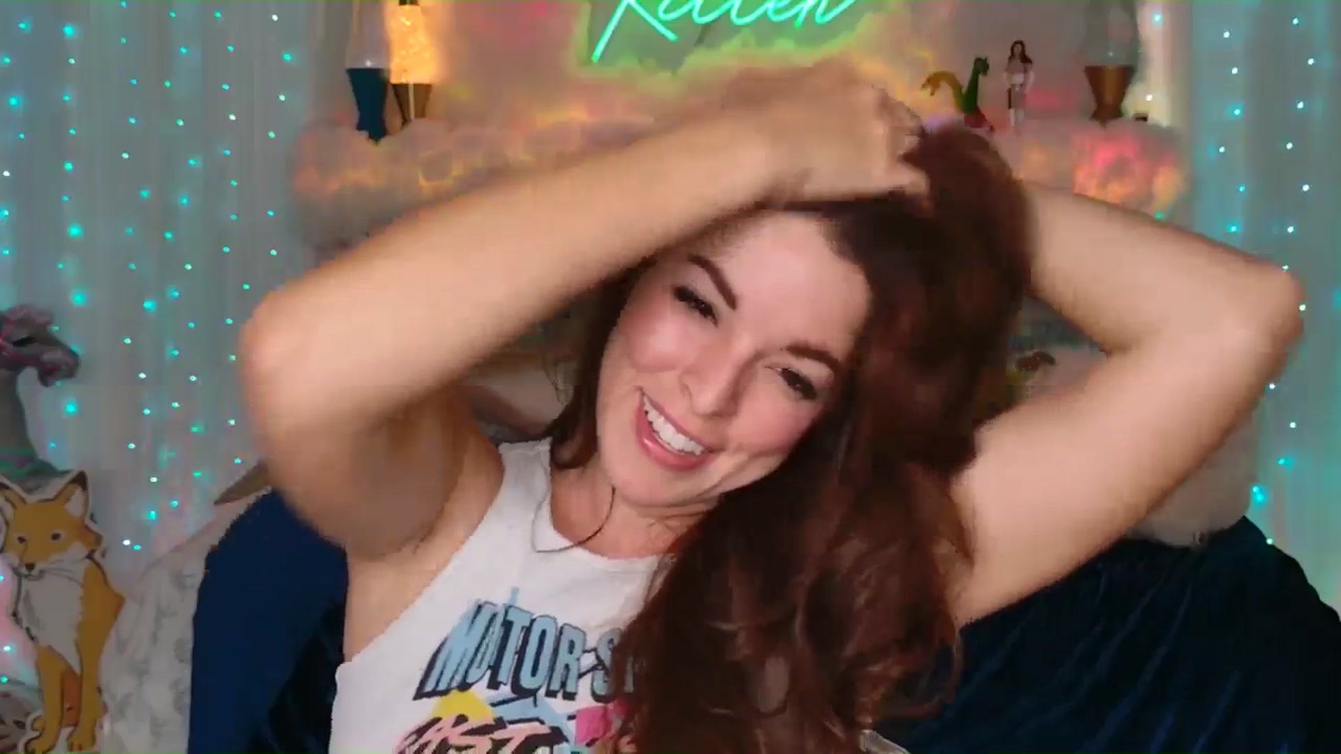 Gallery image thumbnail from ThunderKitten's myfreecams stream on, 06/27/2024, 07:34 image 17 of 20