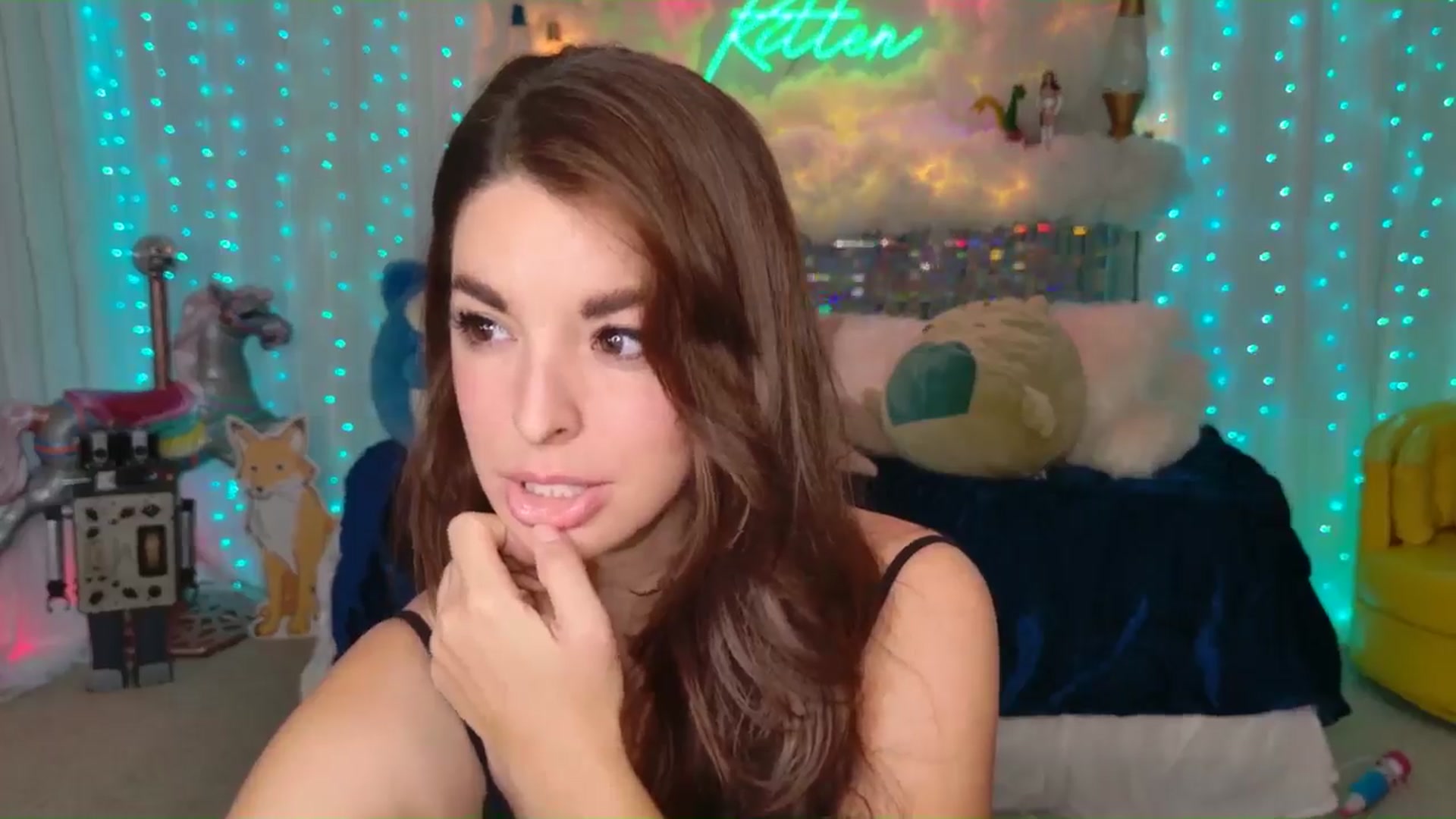 Gallery image thumbnail from ThunderKitten's myfreecams stream on, 07/19/2024, 07:47 image 12 of 20