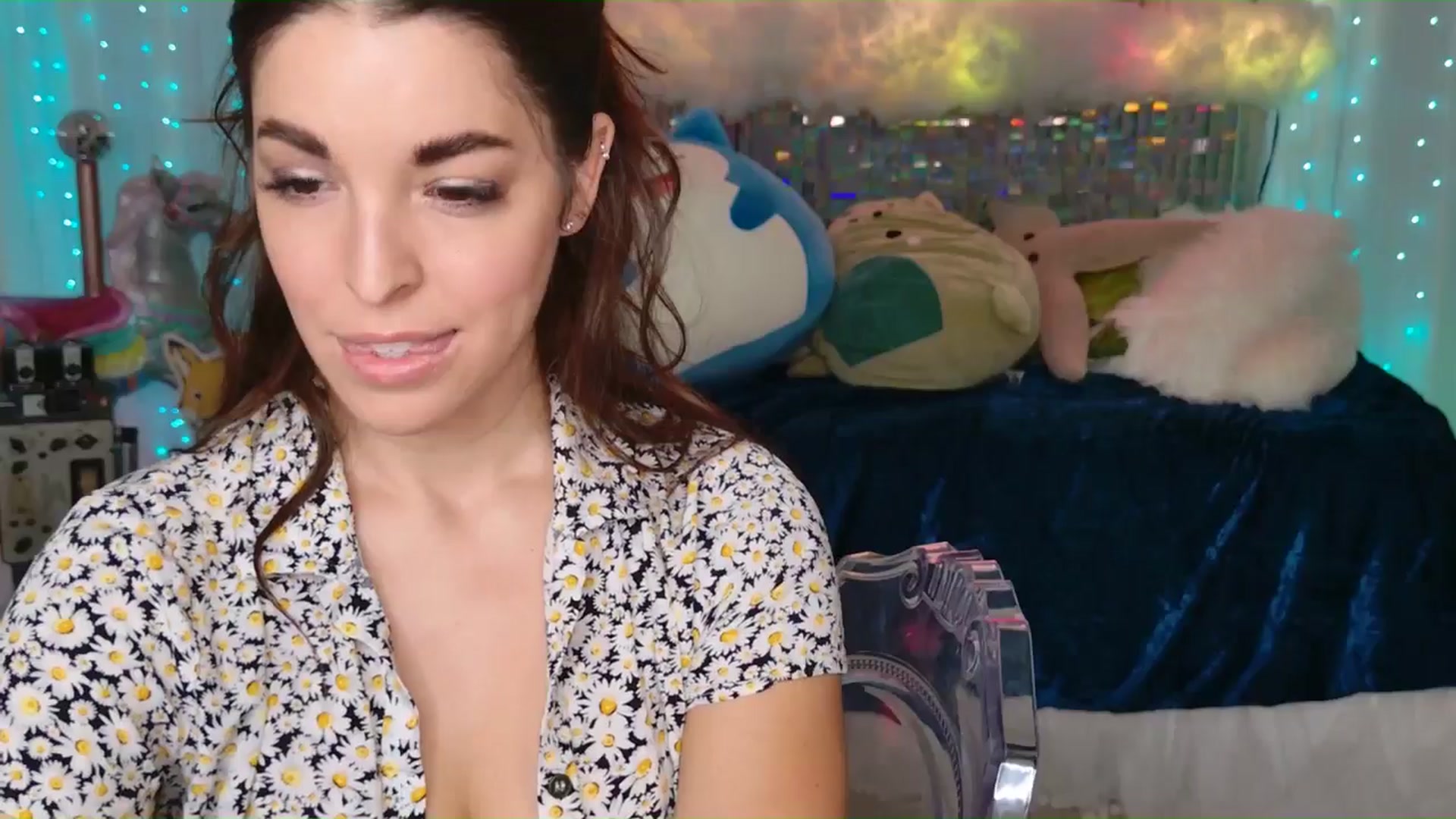 Gallery image thumbnail from ThunderKitten's myfreecams stream on, 07/25/2024, 07:02 image 11 of 20