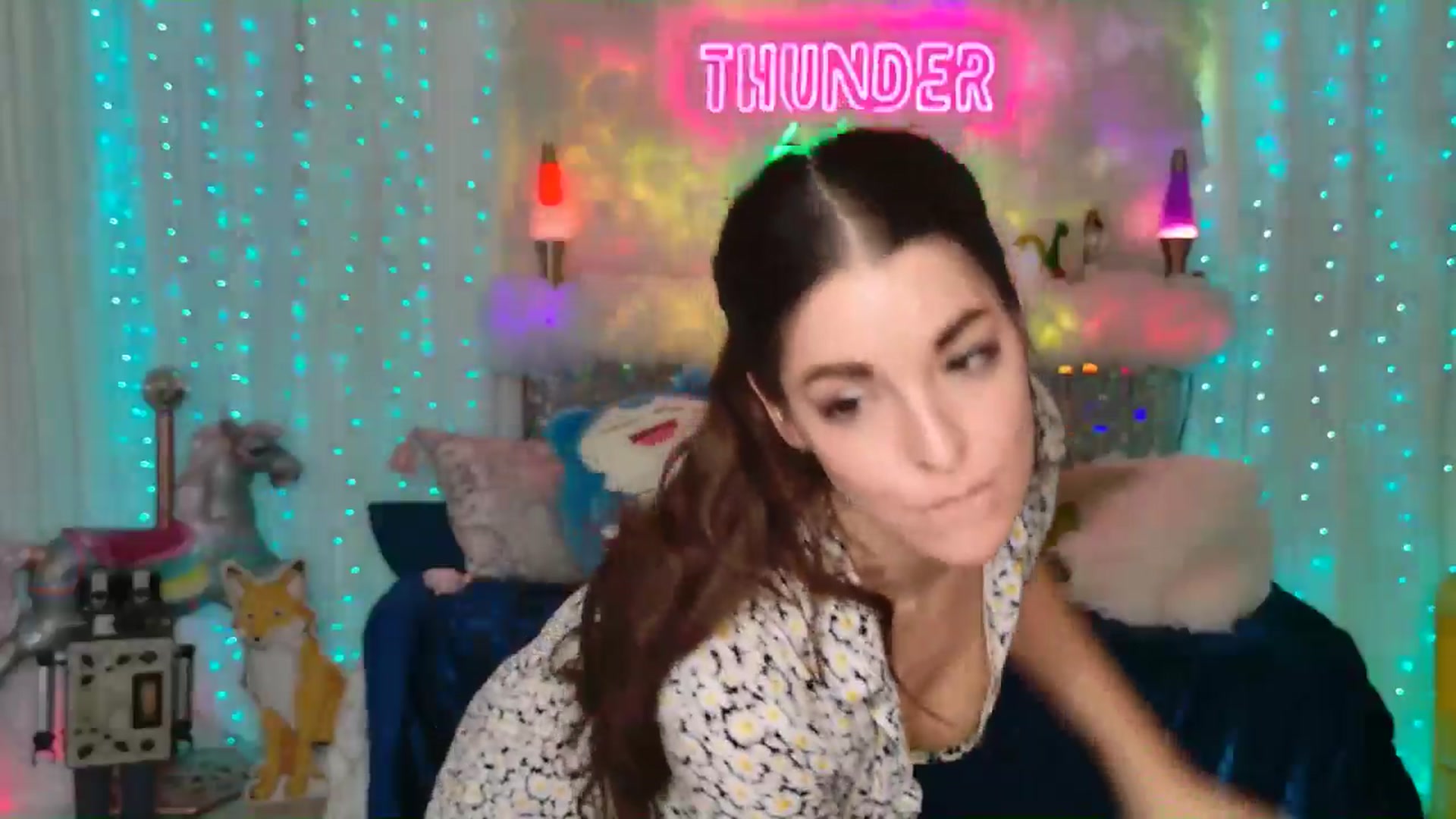 Gallery image thumbnail from ThunderKitten's myfreecams stream on, 07/25/2024, 07:02 image 14 of 20