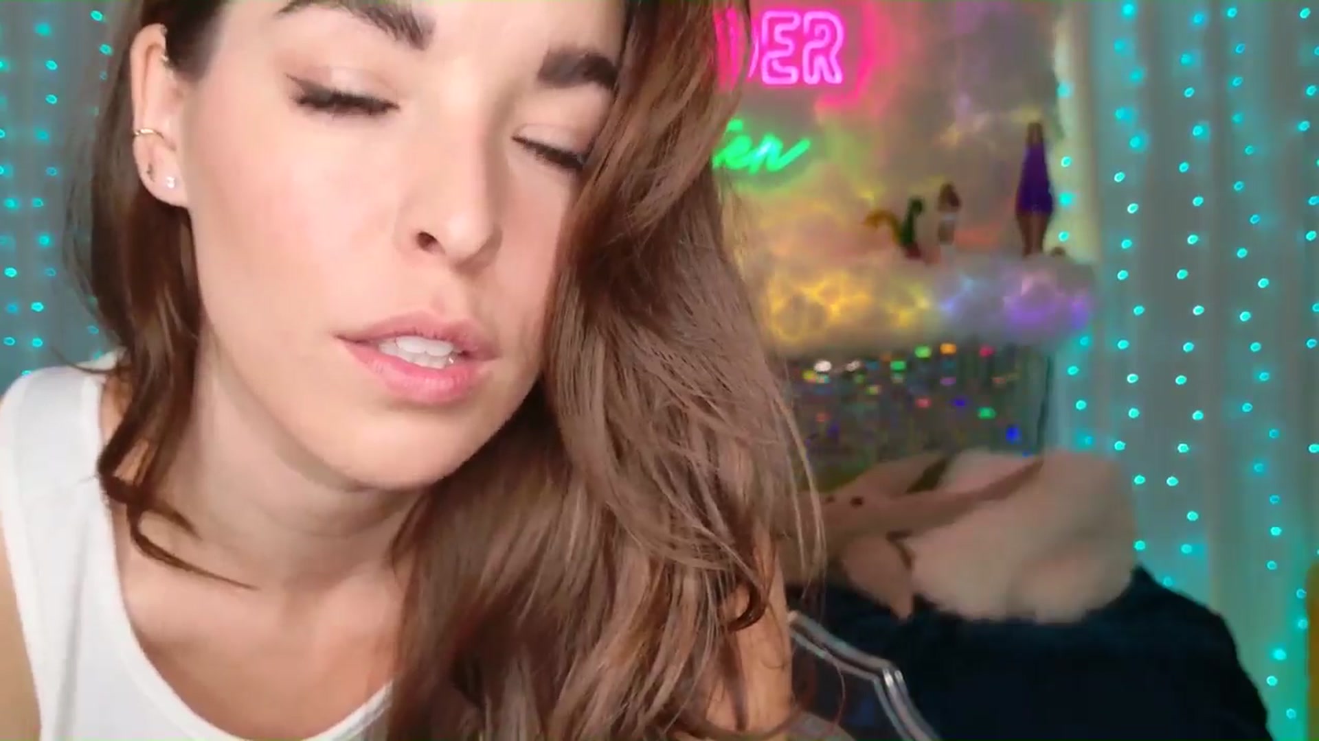 Gallery image thumbnail from ThunderKitten's myfreecams stream on, 08/01/2024, 06:35 image 3 of 20