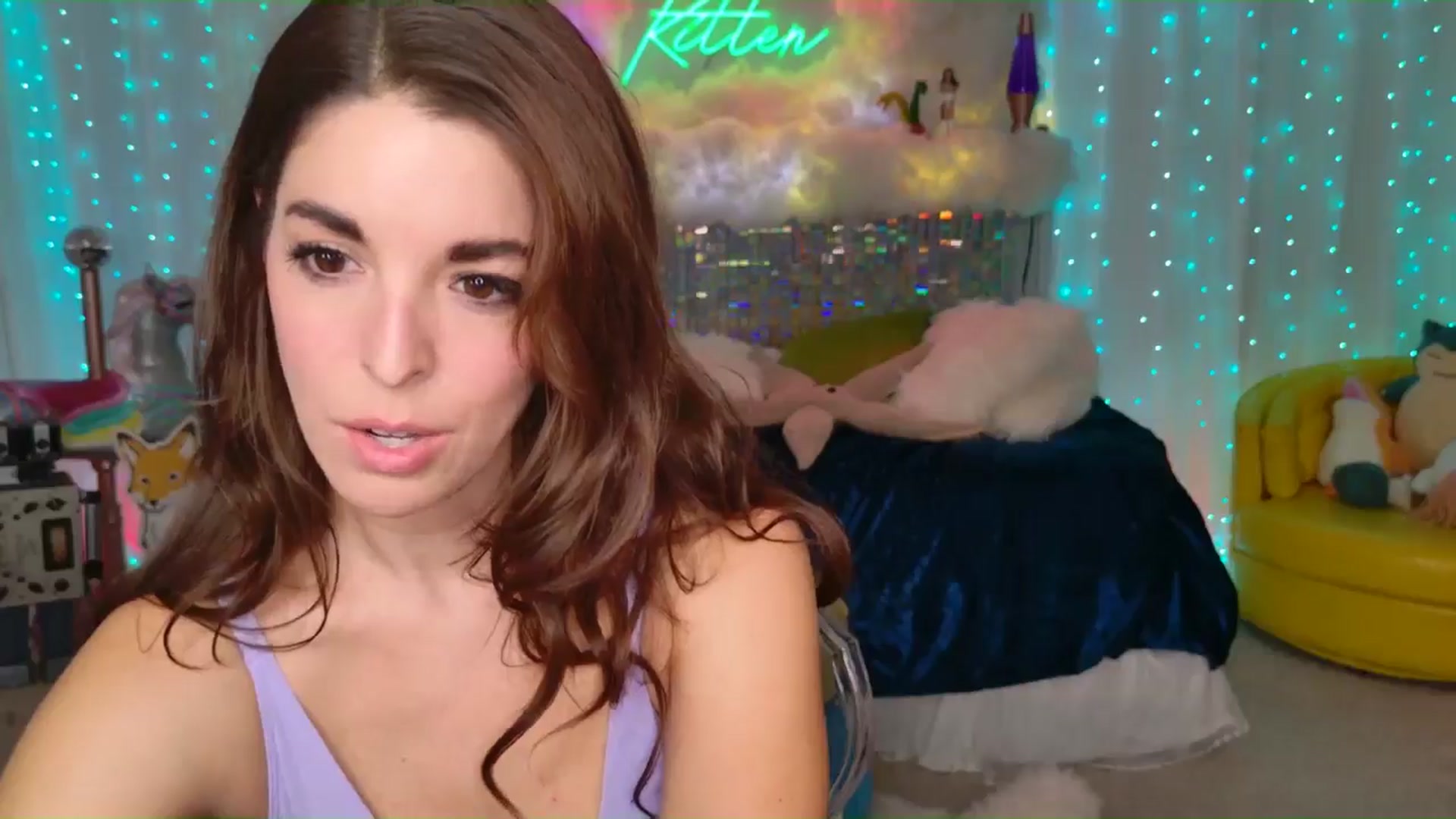 Gallery image thumbnail from ThunderKitten's myfreecams stream on, 08/08/2024, 09:16 image 7 of 20