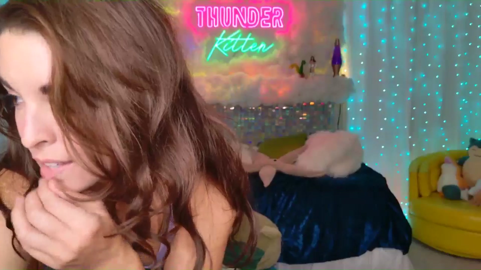 Gallery image thumbnail from ThunderKitten's myfreecams stream on, 08/08/2024, 09:16 image 19 of 20