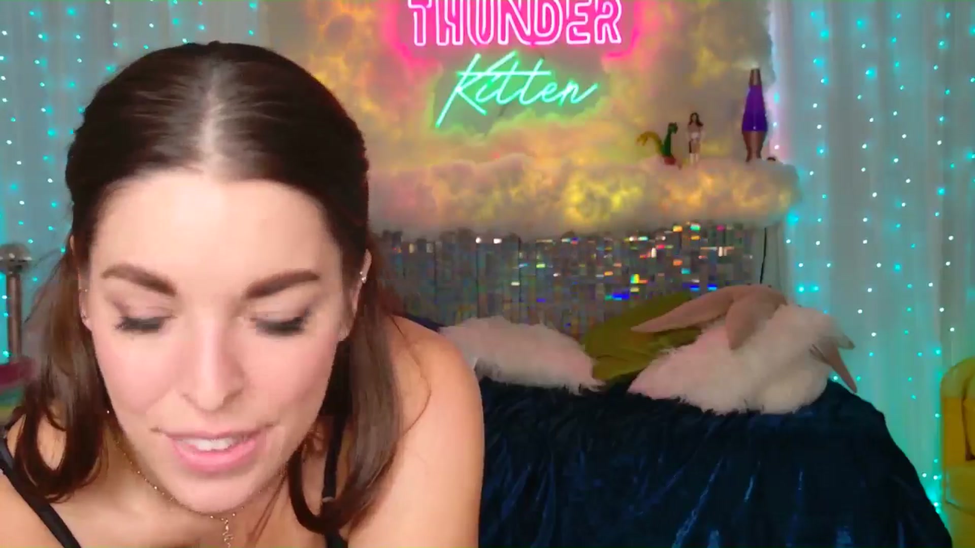 Gallery image thumbnail from ThunderKitten's myfreecams stream on, 08/10/2024, 09:44 image 2 of 20