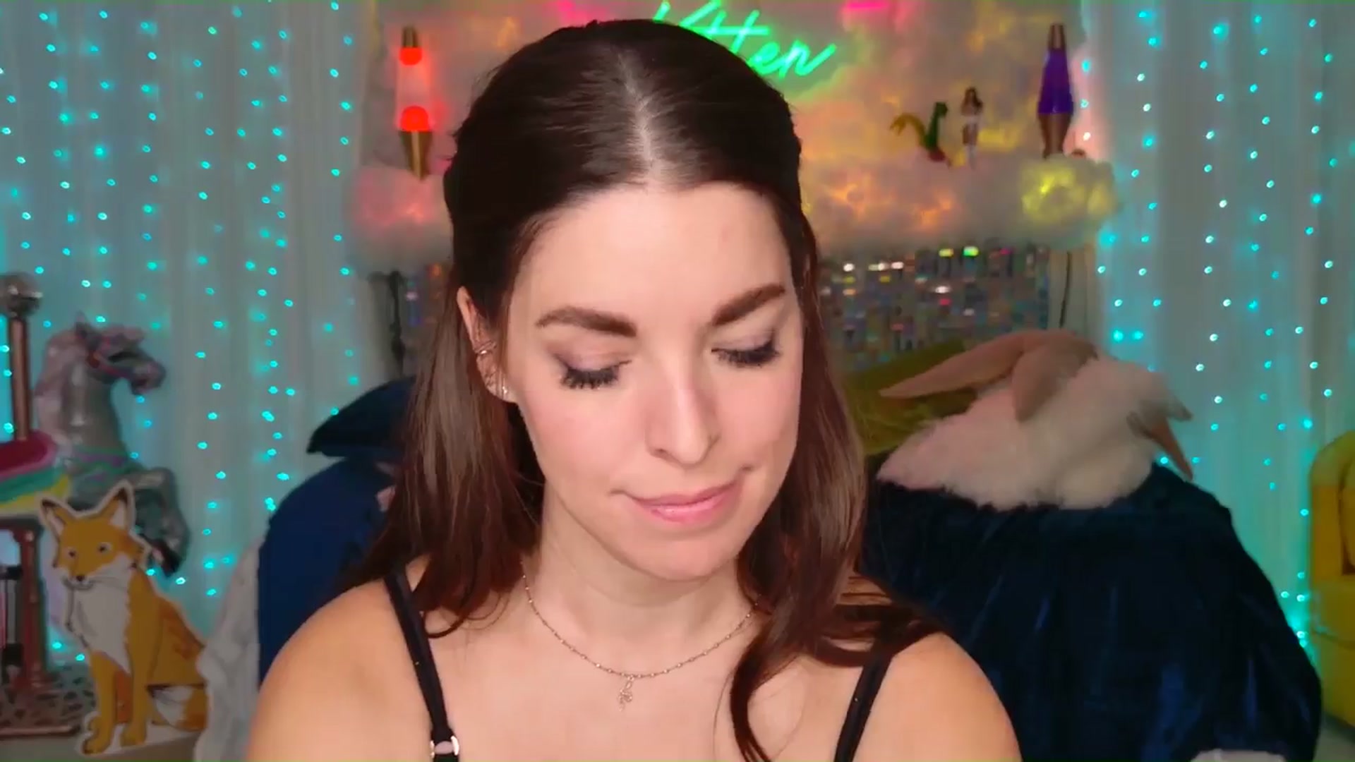 Gallery image thumbnail from ThunderKitten's myfreecams stream on, 08/10/2024, 09:44 image 7 of 20
