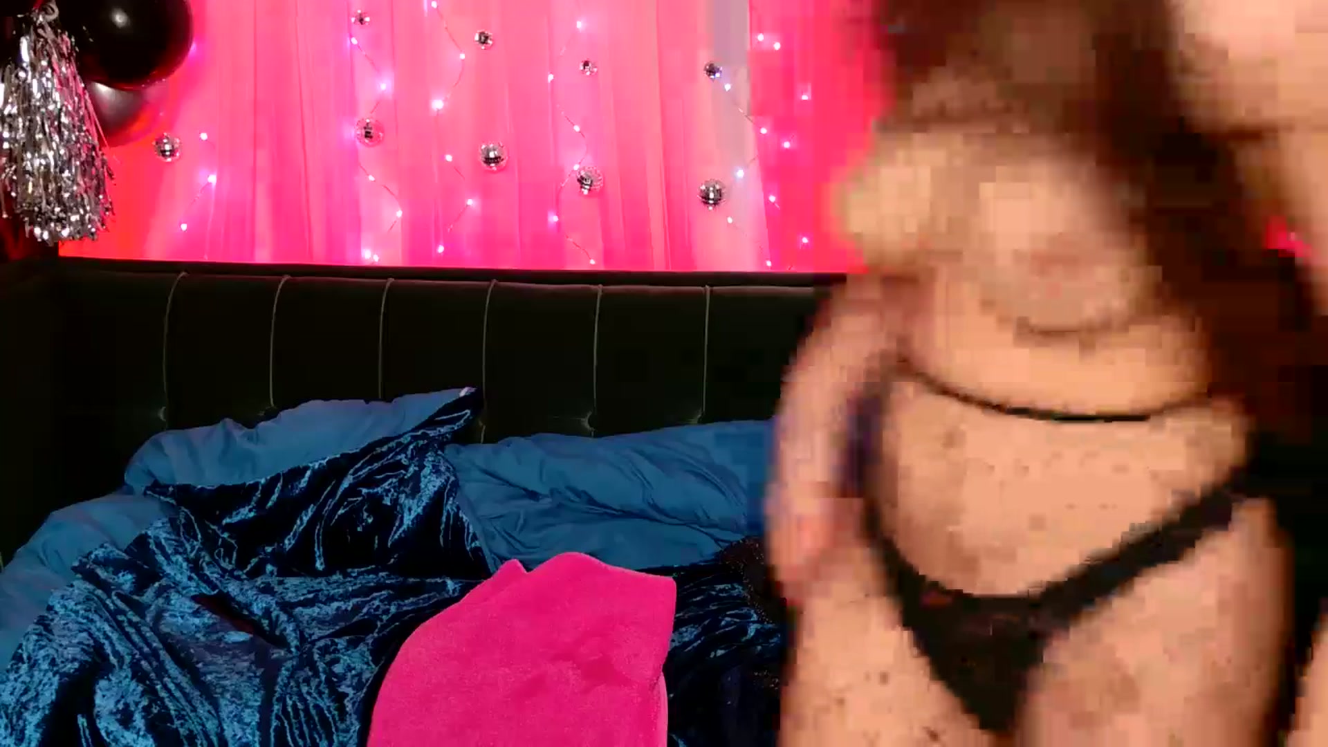 Gallery image thumbnail from ThunderKitten's myfreecams stream on, 09/17/2024, 07:33 image 14 of 20
