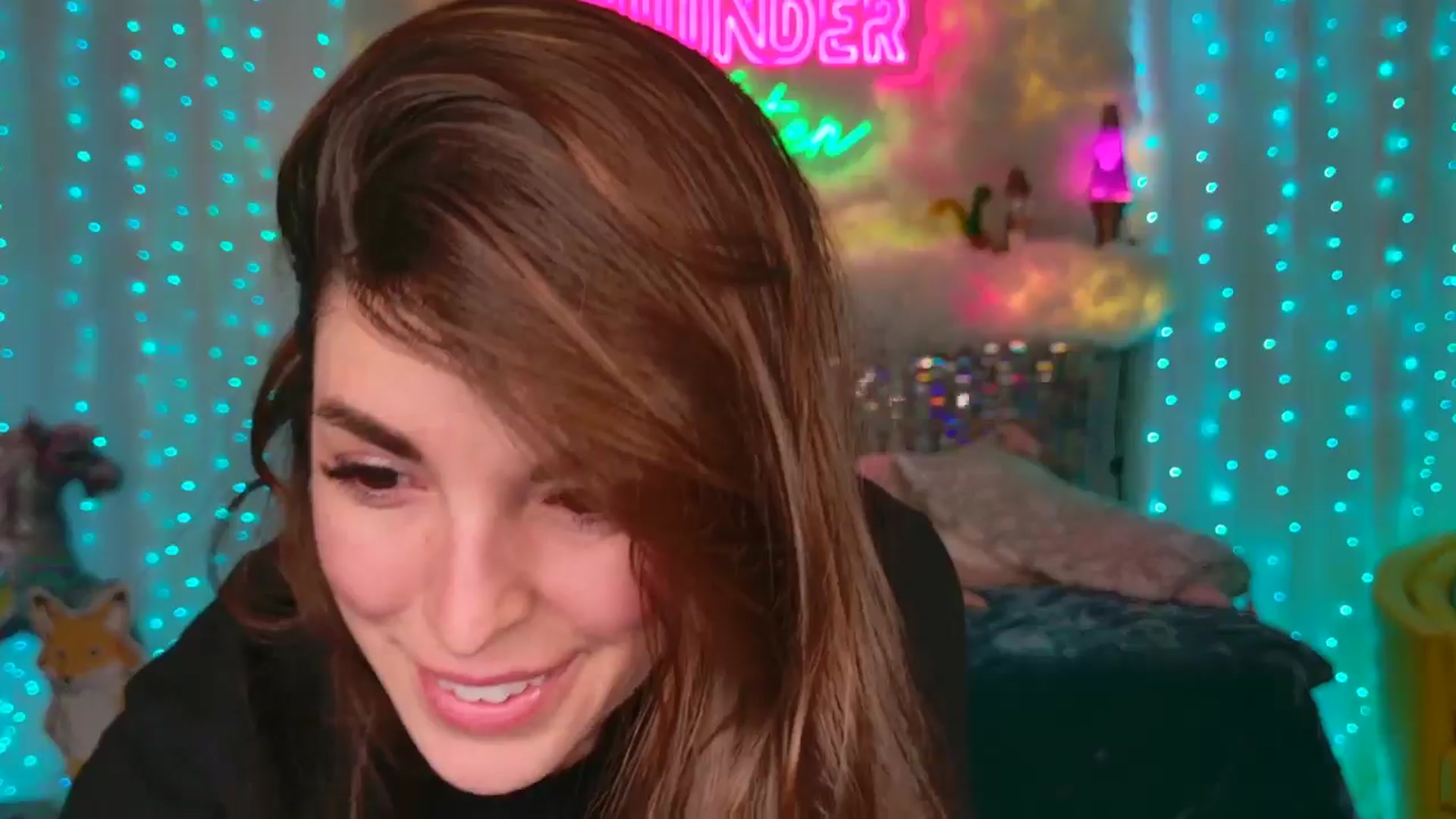 Gallery image thumbnail from ThunderKitten's myfreecams stream on, 10/10/2024, 09:38 image 16 of 20