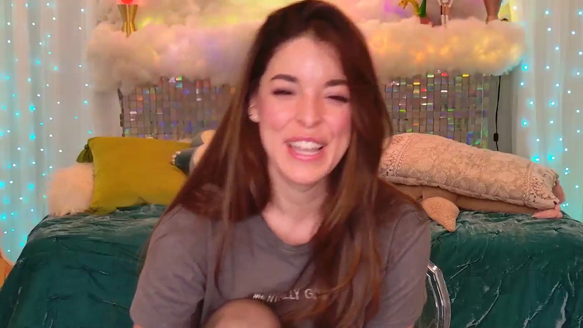 Gallery image thumbnail from ThunderKitten's myfreecams stream on, 10/29/2024, 10:13 image 18 of 20