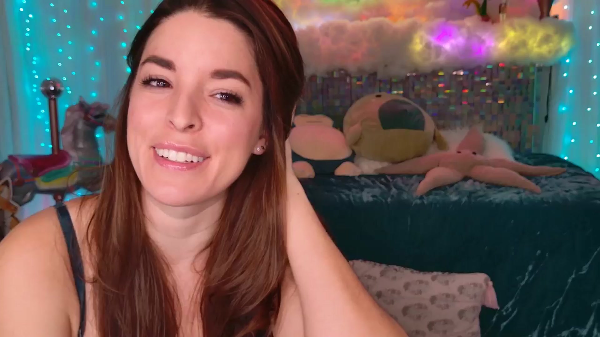 Gallery image thumbnail from ThunderKitten's myfreecams stream on, 11/14/2024, 09:57 image 7 of 20