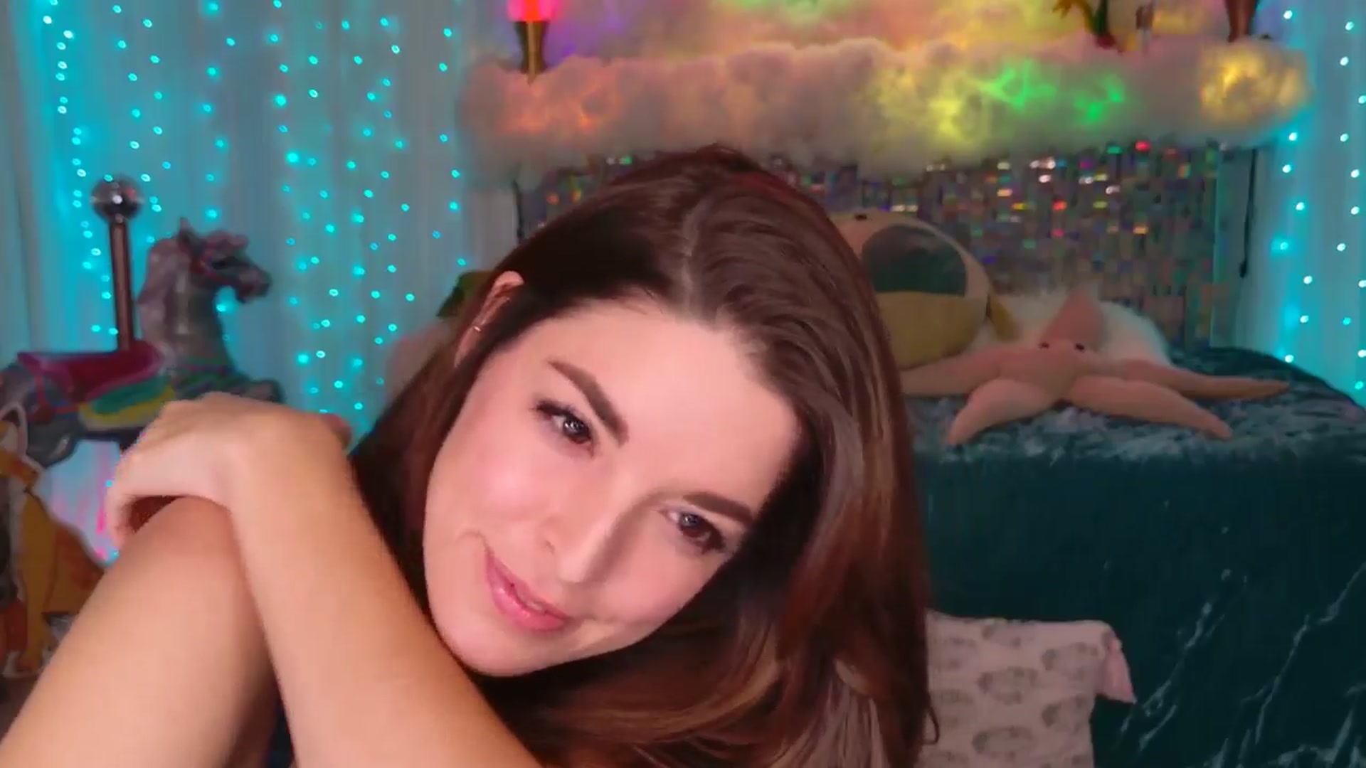 Gallery image thumbnail from ThunderKitten's myfreecams stream on, 11/14/2024, 09:57 image 12 of 20