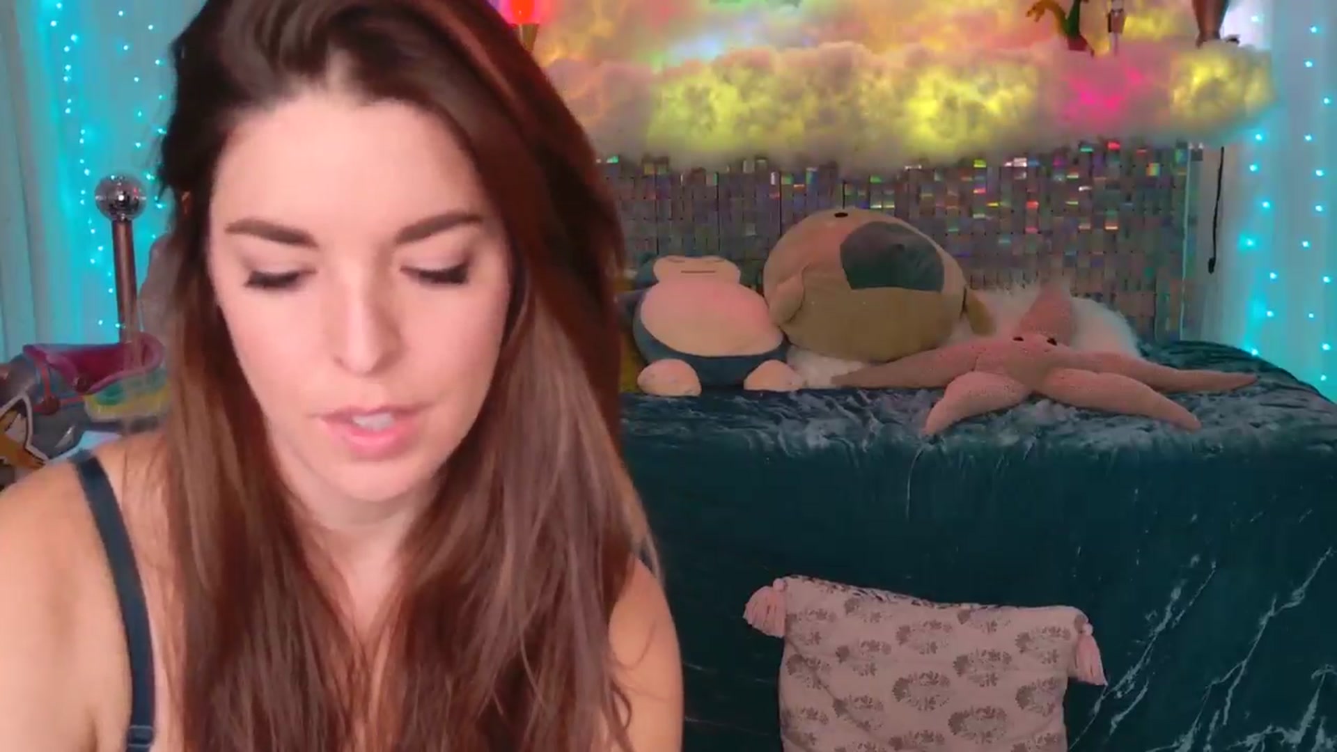 Gallery image thumbnail from ThunderKitten's myfreecams stream on, 11/14/2024, 09:57 image 3 of 20