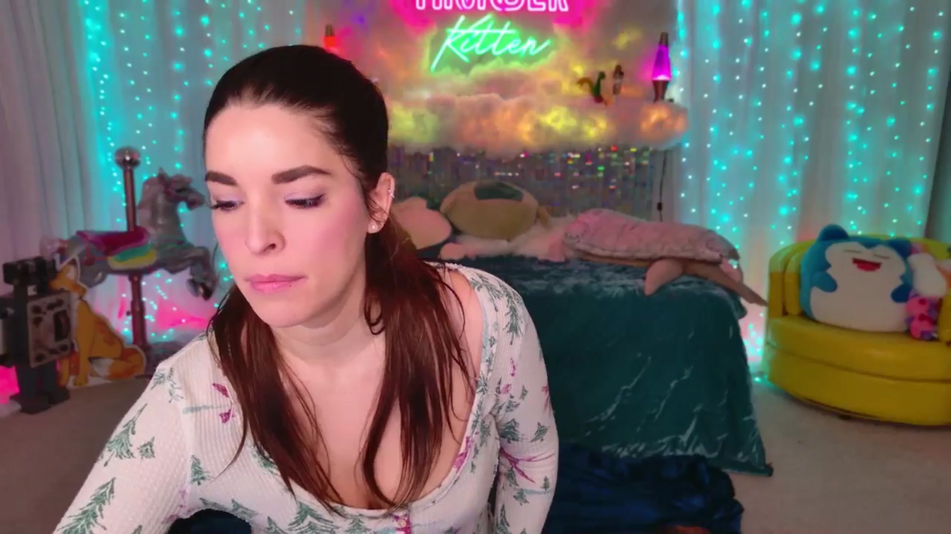 Gallery image thumbnail from ThunderKitten's myfreecams stream on, 12/10/2024, 06:24 image 11 of 20