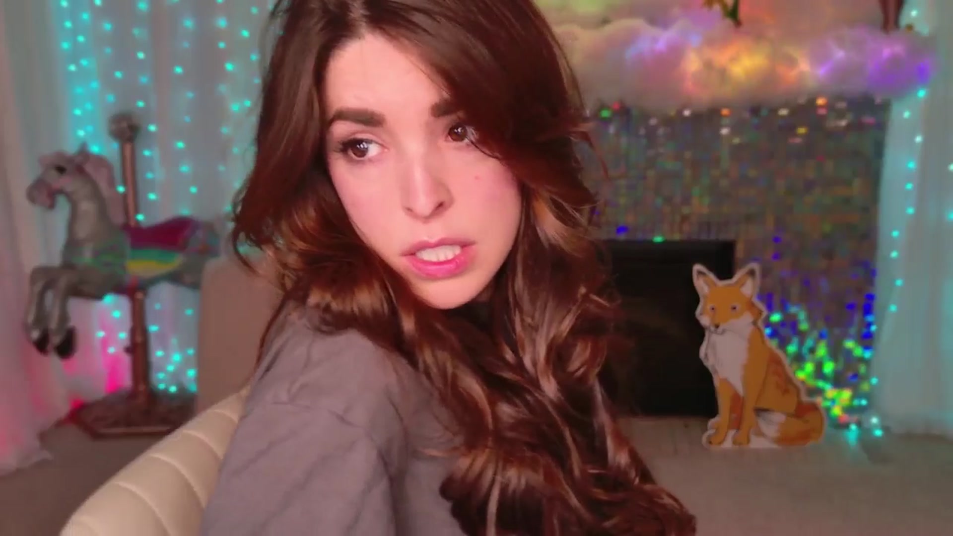 Gallery image thumbnail from ThunderKitten's myfreecams stream on, 01/14/2025, 07:14 image 11 of 20