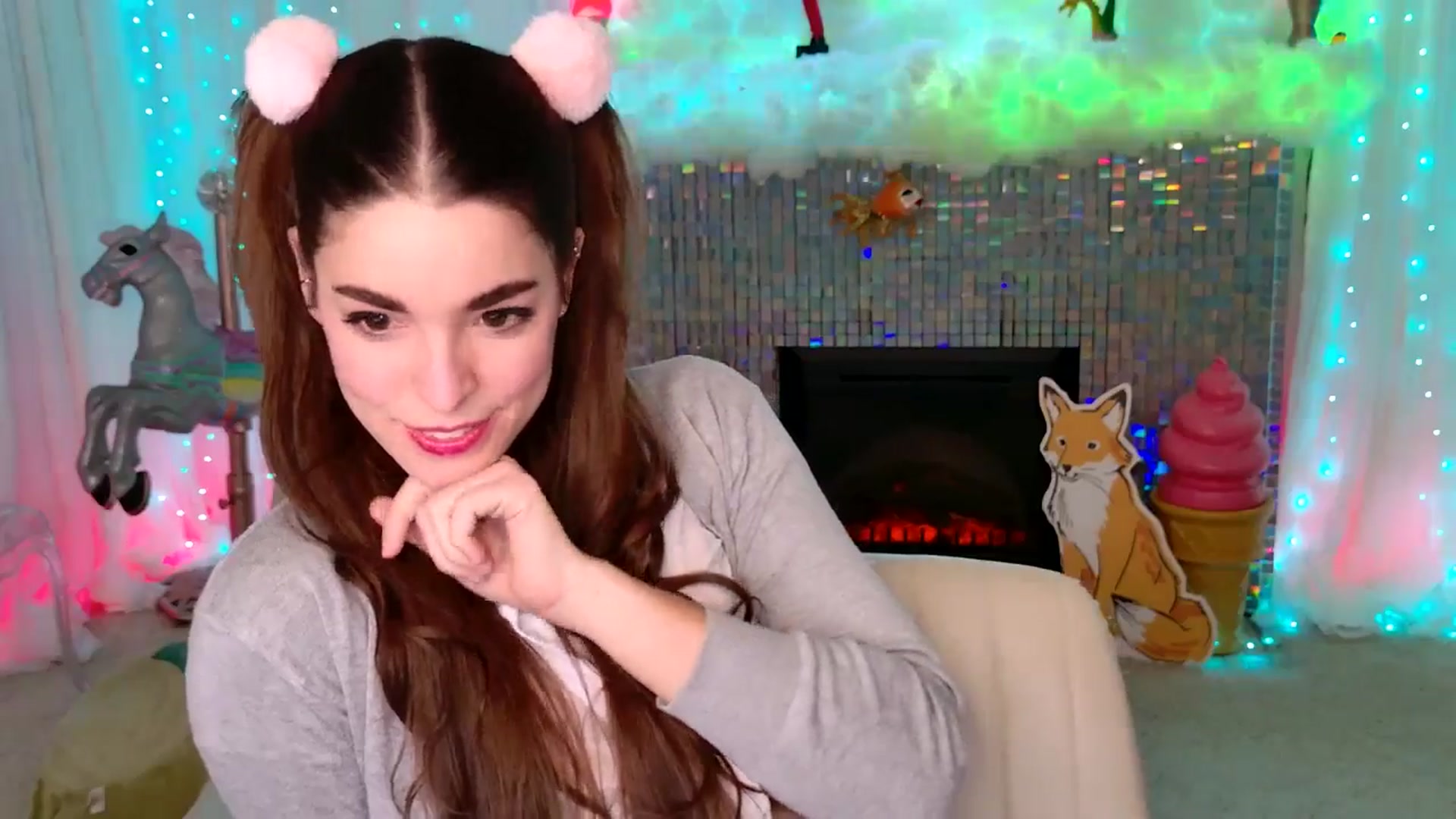 Gallery image thumbnail from ThunderKitten's myfreecams stream on, 02/08/2025, 08:54 image 16 of 20