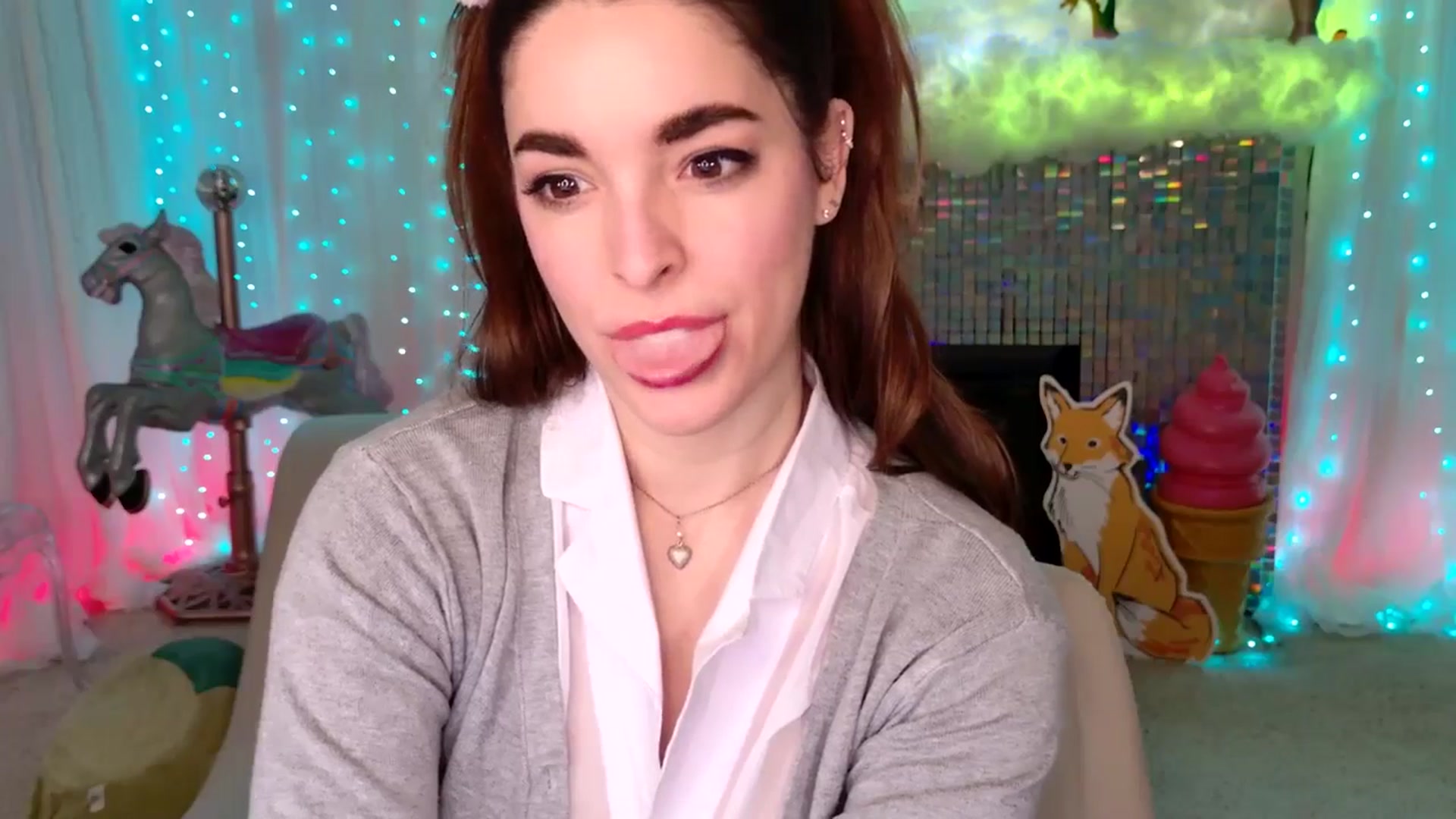 Gallery image thumbnail from ThunderKitten's myfreecams stream on, 02/08/2025, 08:54 image 14 of 20