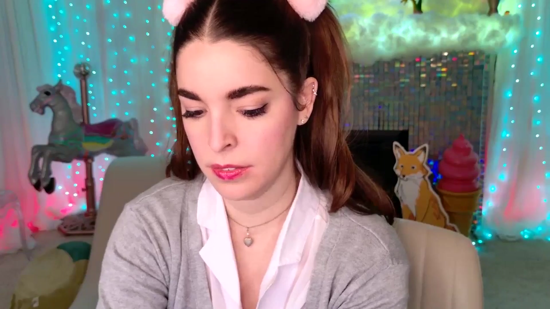 Gallery image thumbnail from ThunderKitten's myfreecams stream on, 02/08/2025, 08:54 image 11 of 20