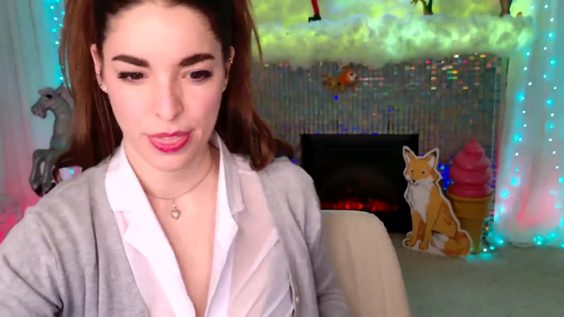 Gallery image thumbnail from ThunderKitten's myfreecams stream on, 02/08/2025, 08:54 image 12 of 20
