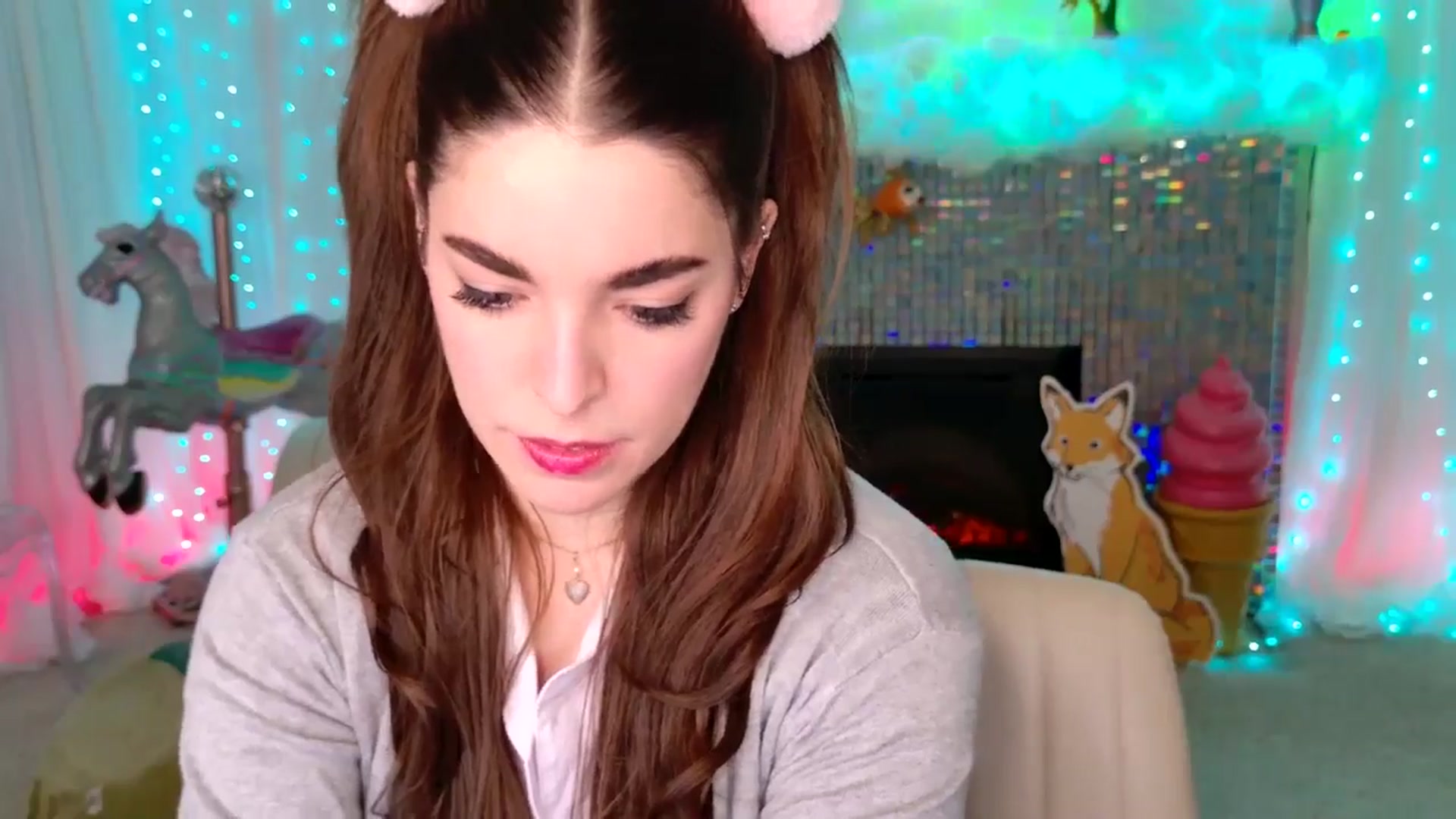 Gallery image thumbnail from ThunderKitten's myfreecams stream on, 02/08/2025, 08:54 image 17 of 20