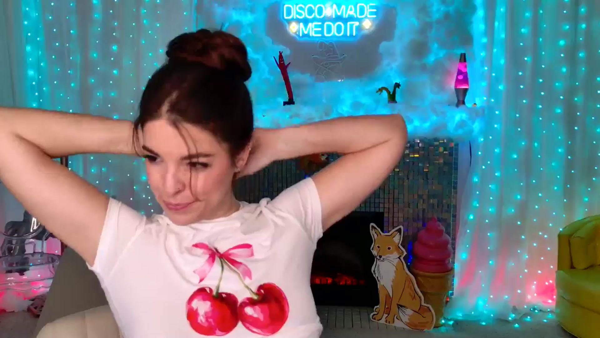 Gallery image thumbnail from ThunderKitten's myfreecams stream on, 02/20/2025, 08:20 image 16 of 20